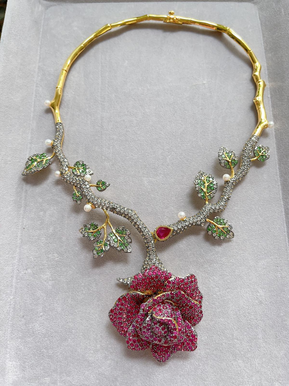 Bochic “Orient ” Ruby, Tsavorite, Whitezircon Necklace Set in 22k Gold & Silver In New Condition In New York, NY