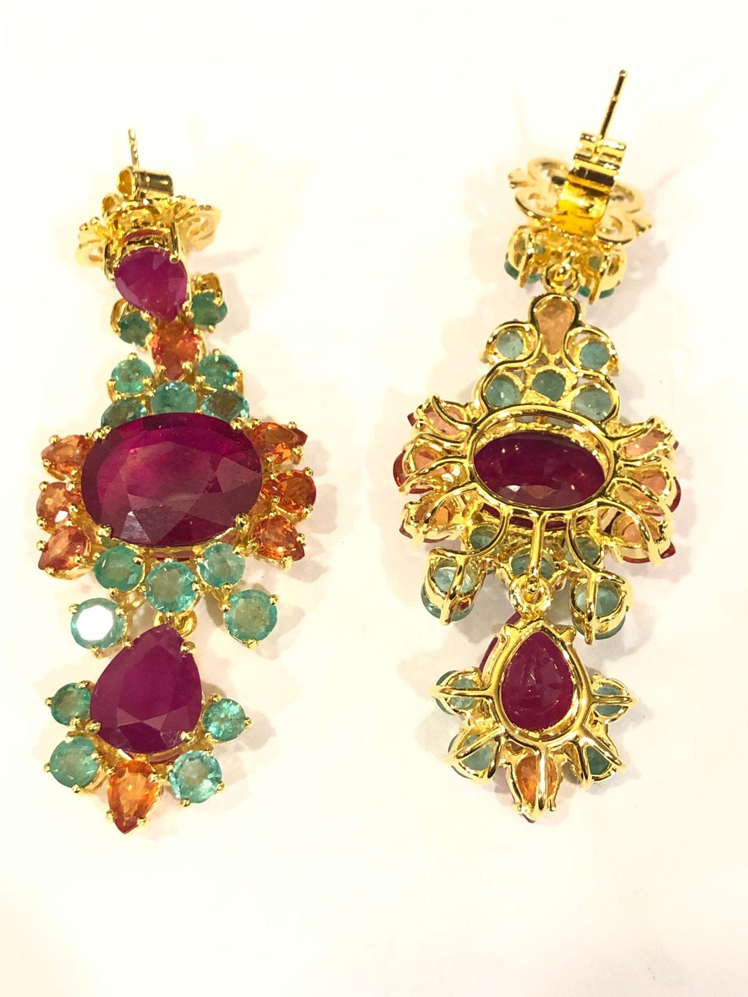 Bochic “Orient” Ruby, Yellow Sapphire & Emerald Earrings Set 18K Gold & Silver in vendita 5