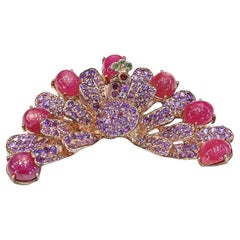Bochic  Broche "Oriente" de zafiro, amatista y rubí engastado en oro de 18 quilates y plata