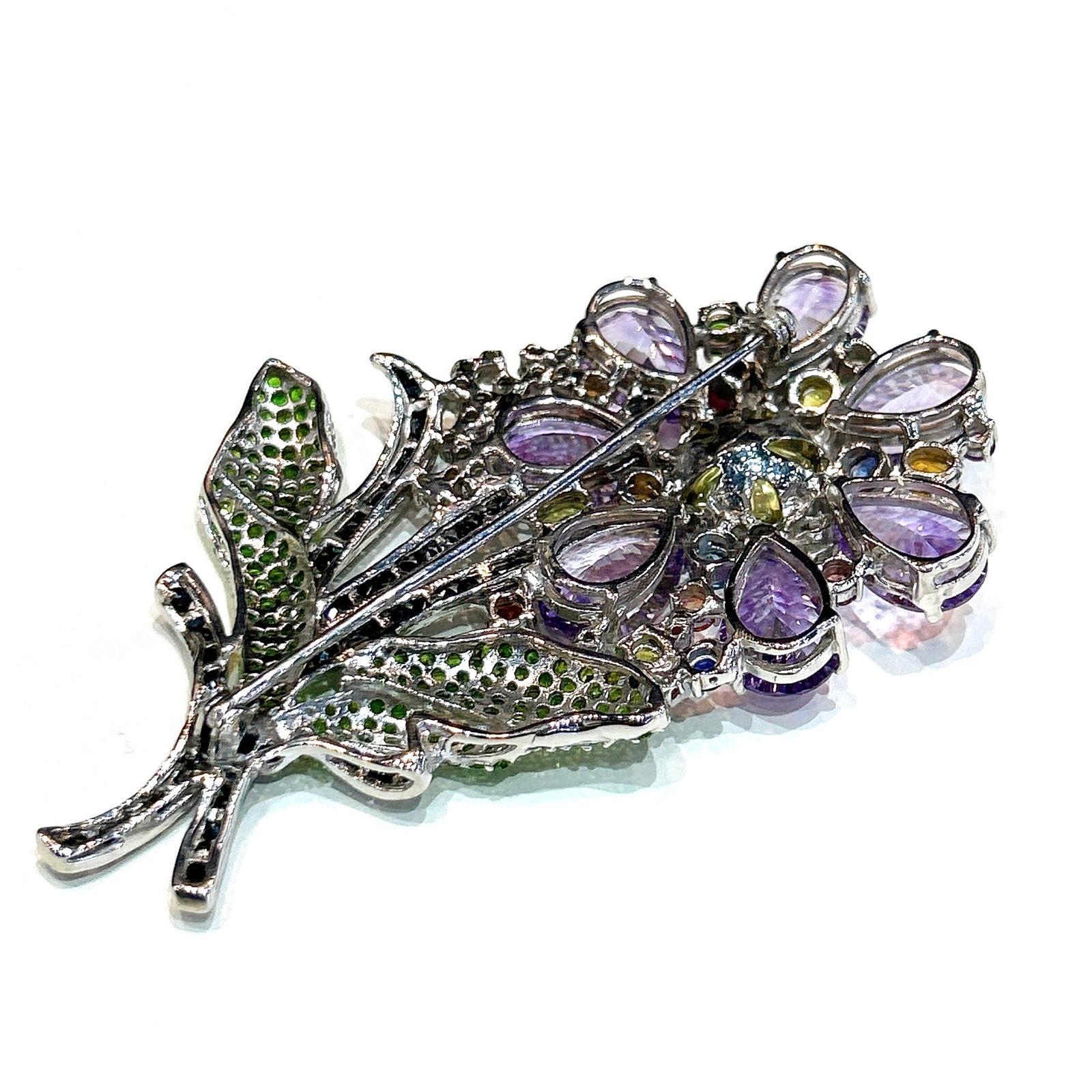 Brilliant Cut Bochic  “Orient” Sapphire, Amethyst & Tsavorite Brooch Set In 18K Gold & Silver For Sale