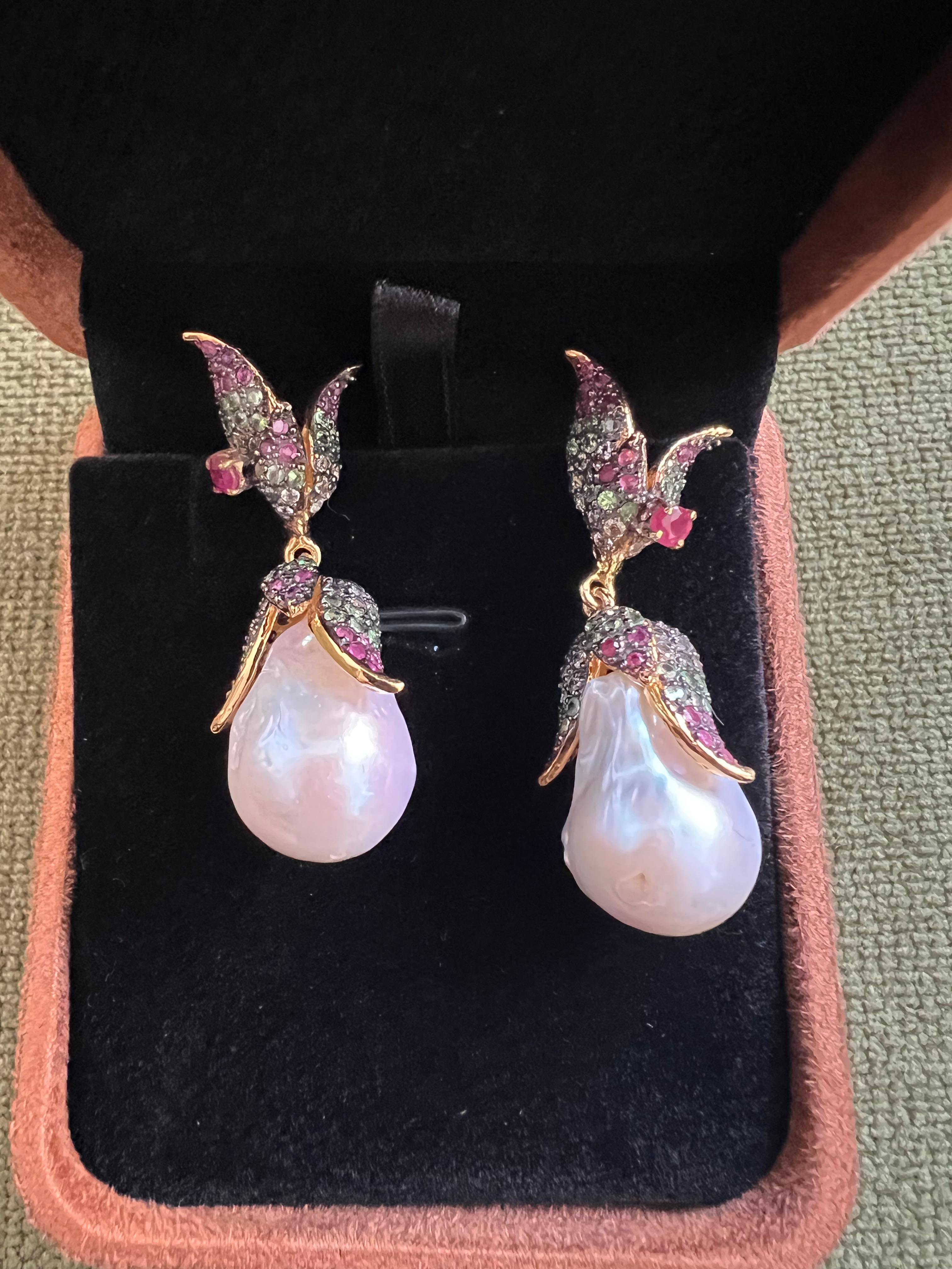 Bochic “Orient” South Sea Pearl, Sapphire & Ruby Earrings Set 18K Gold & Silver In New Condition For Sale In New York, NY