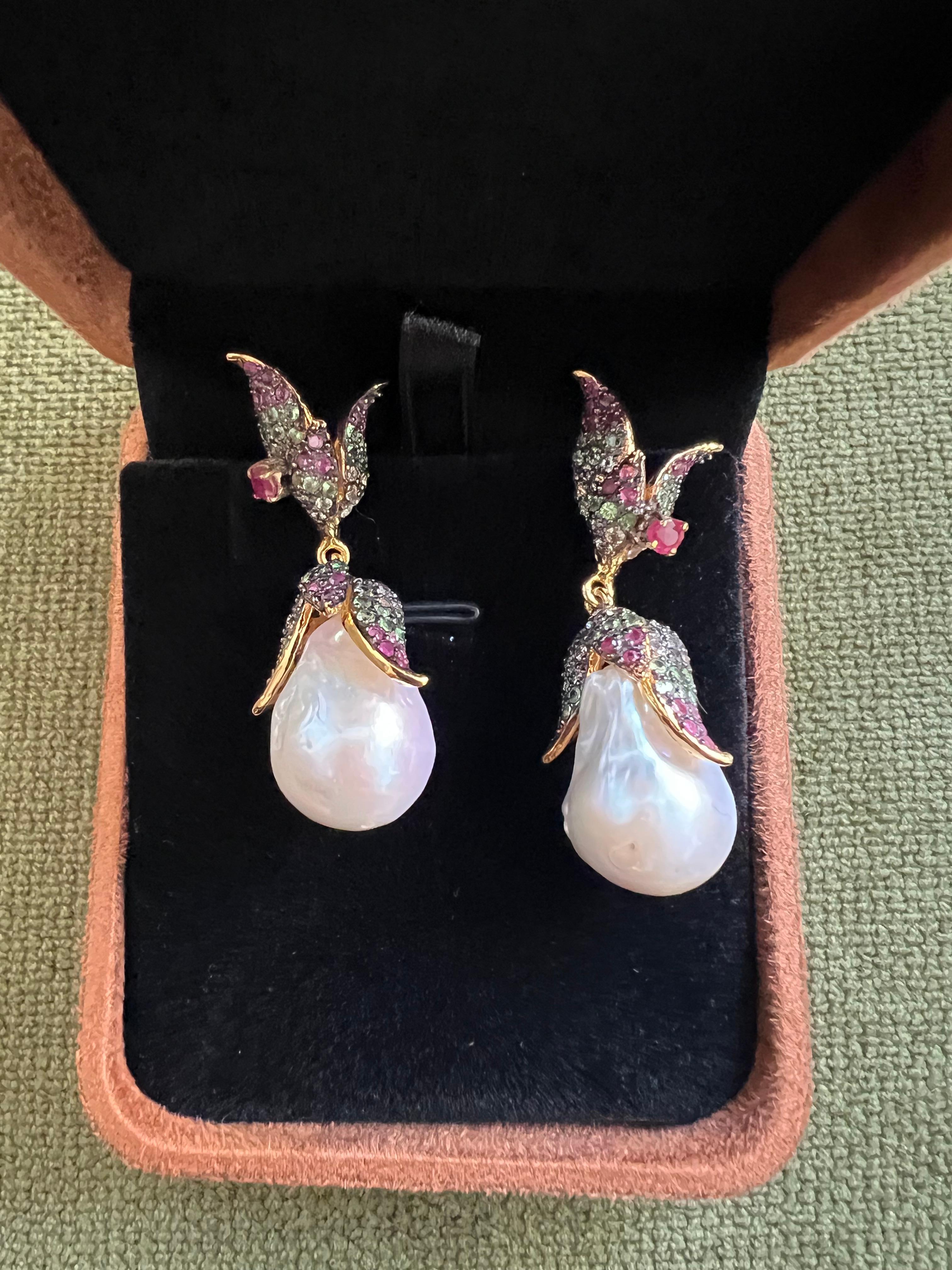 Bochic “Orient” South Sea Pearl, Sapphire & Ruby Earrings Set 18K Gold & Silver For Sale 1