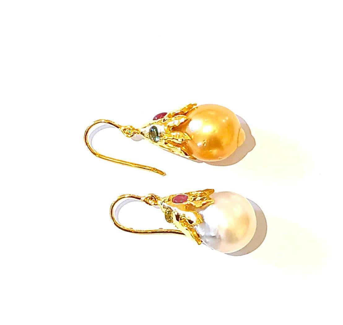 Brilliant Cut Bochic “Orient” South Sea Pearl & Tourmaline Earrings Set In 18K Gold & Silver  For Sale