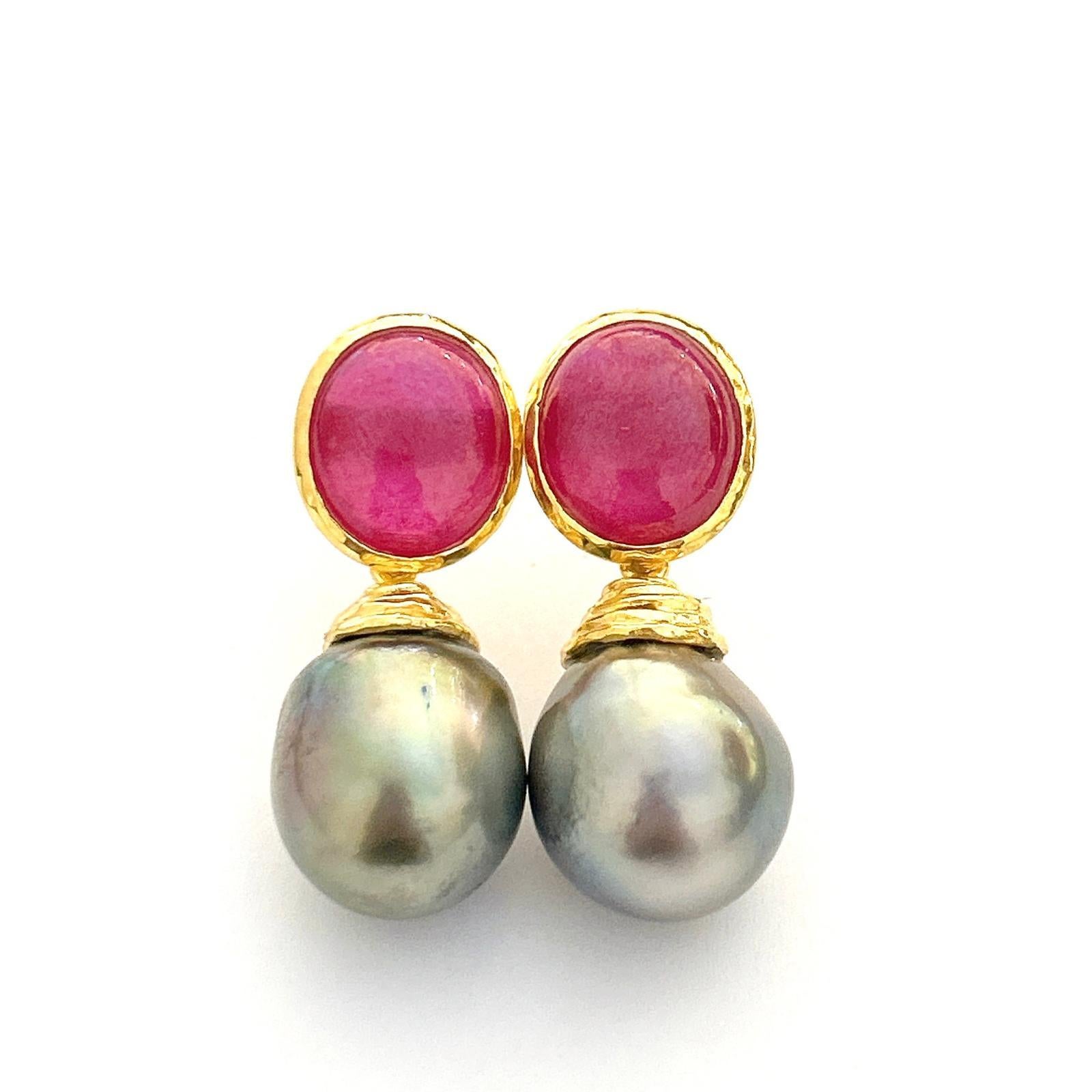 Bochic “Orient” South Sea Pearls  & Ruby Earrings Set 18K In Gold & Silver For Sale 1