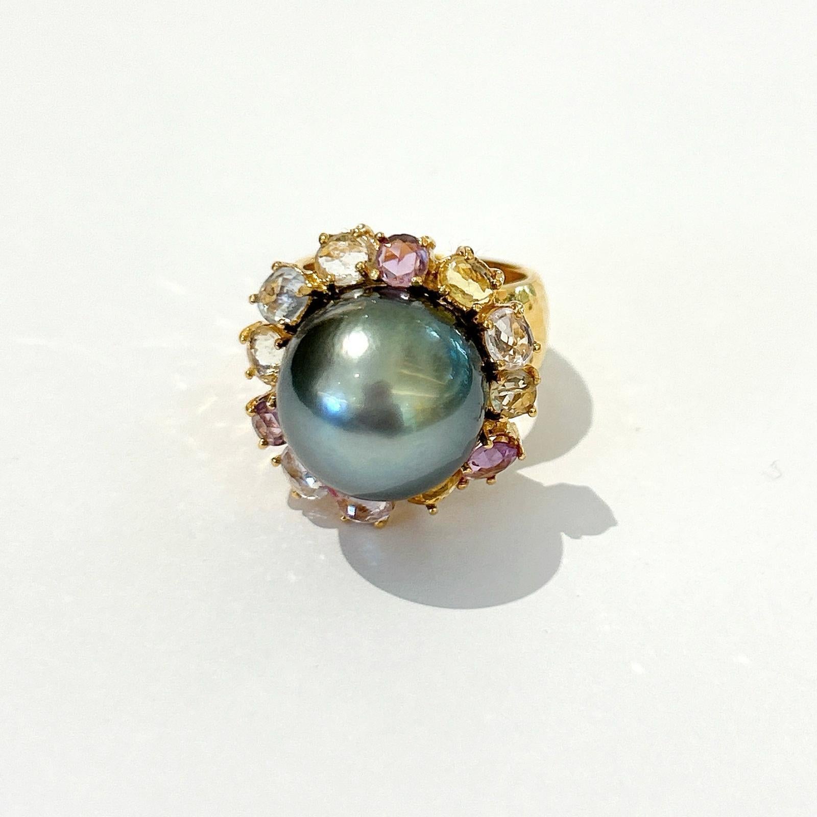 Bochic “Orient” Tahiti Pearl & Multi Color Sapphire Ring Set 18K Gold & Silver In New Condition For Sale In New York, NY