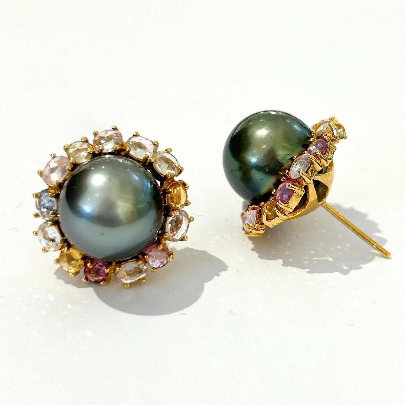Women's Bochic “Orient” Tahiti Pearls & Multi Sapphire Earrings Set In 18K Gold & Silver For Sale