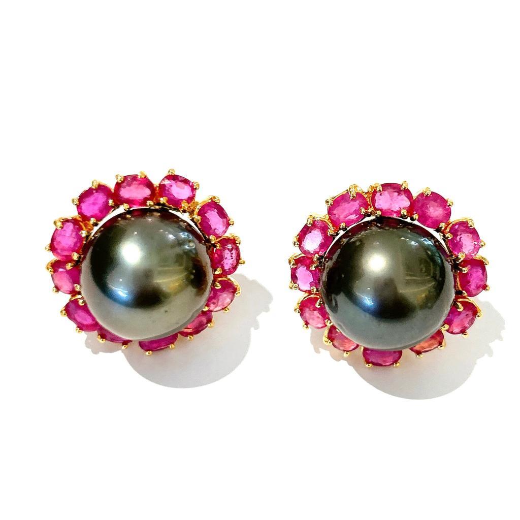 Baroque Bochic “Orient” Tahiti Pearls & Red Rubies Earrings Set In 18K Gold & Silver  For Sale