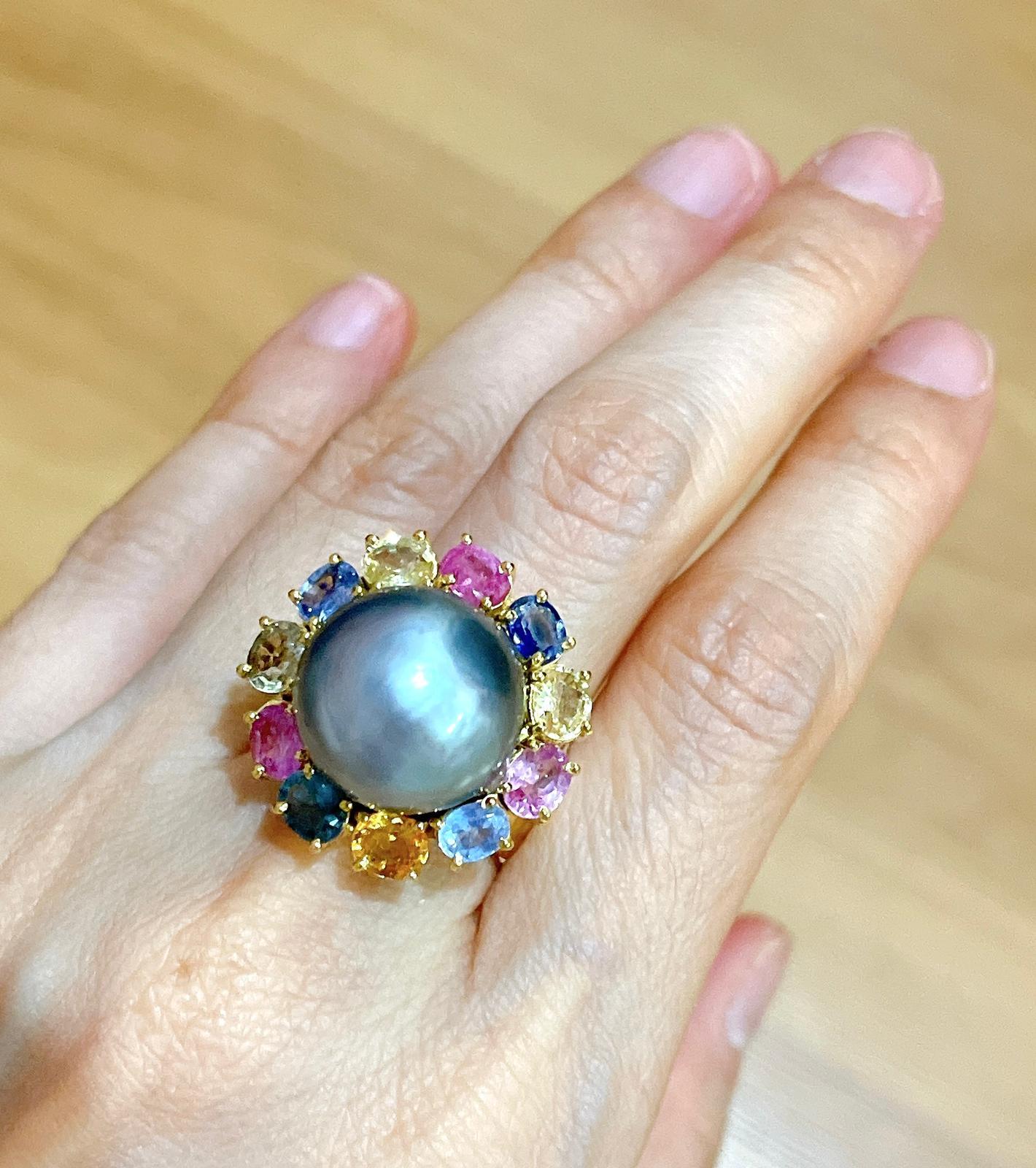 Brilliant Cut Bochic “Orient” Tahiti South Sea & Multi Sapphire Cluster Ring Set 18K & Silver For Sale