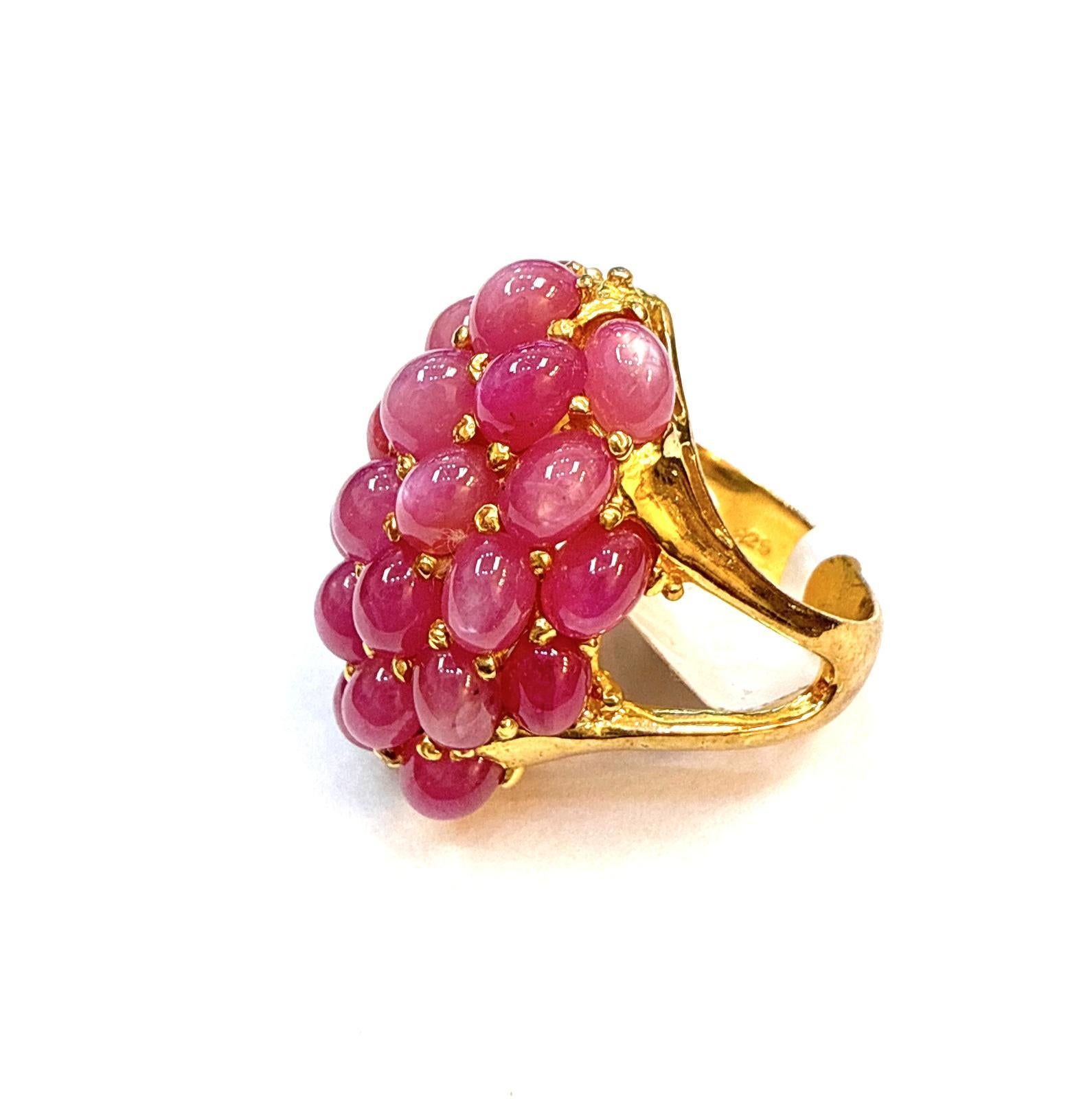 Women's or Men's Bochic “Orient” Vintage Bubble Cabochon Ruby Ring Set In 18K Gold & Silver For Sale