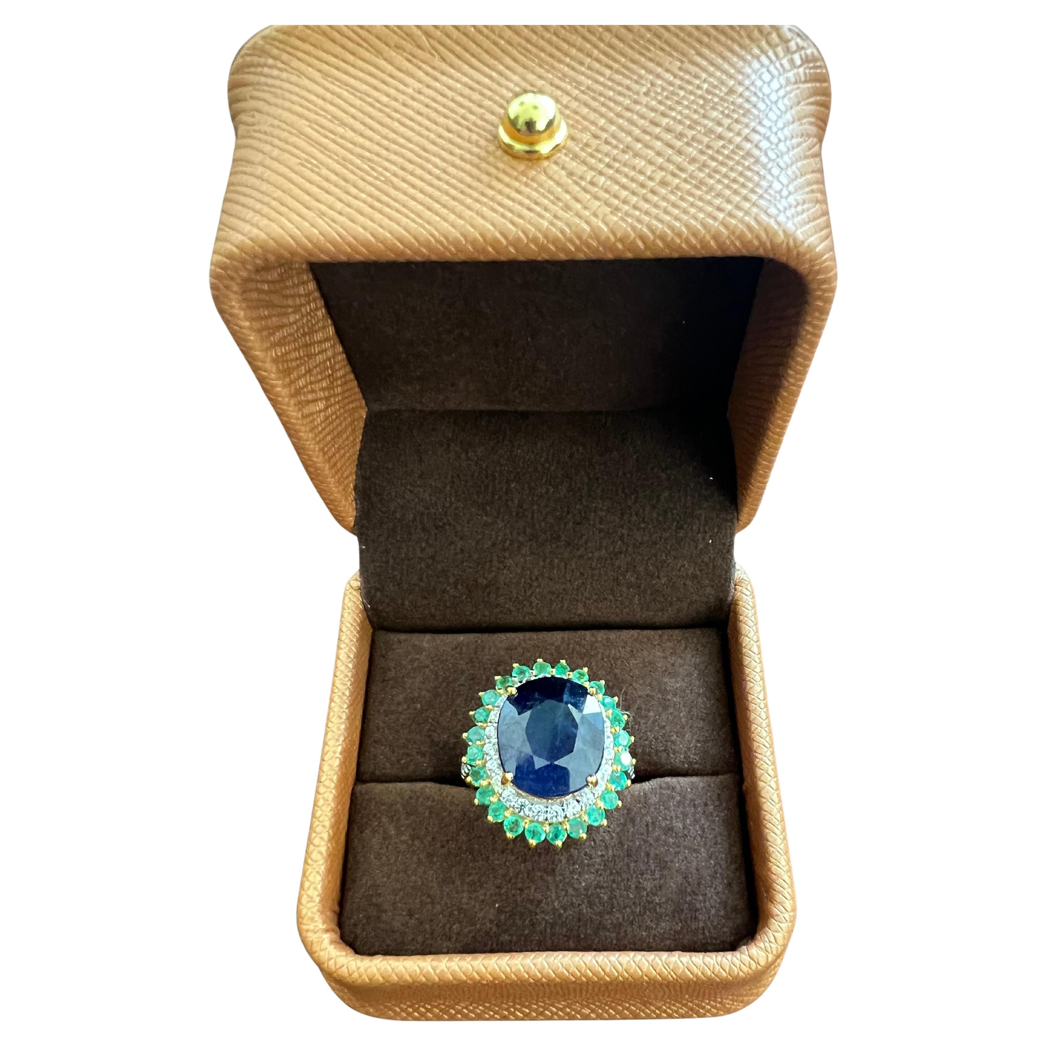 Bochic “Orient” Vintage Diamond, Blue Sapphire & Emerald Ring Set In 18K Gold & Silver

Natural Center Oval Shape Blue Sapphire 
8.00 Carat 
Natural Emeralds
2.00 Carats 
Natural Single Cut Diamonds 
1.00 Carats 

This Ring is from the 