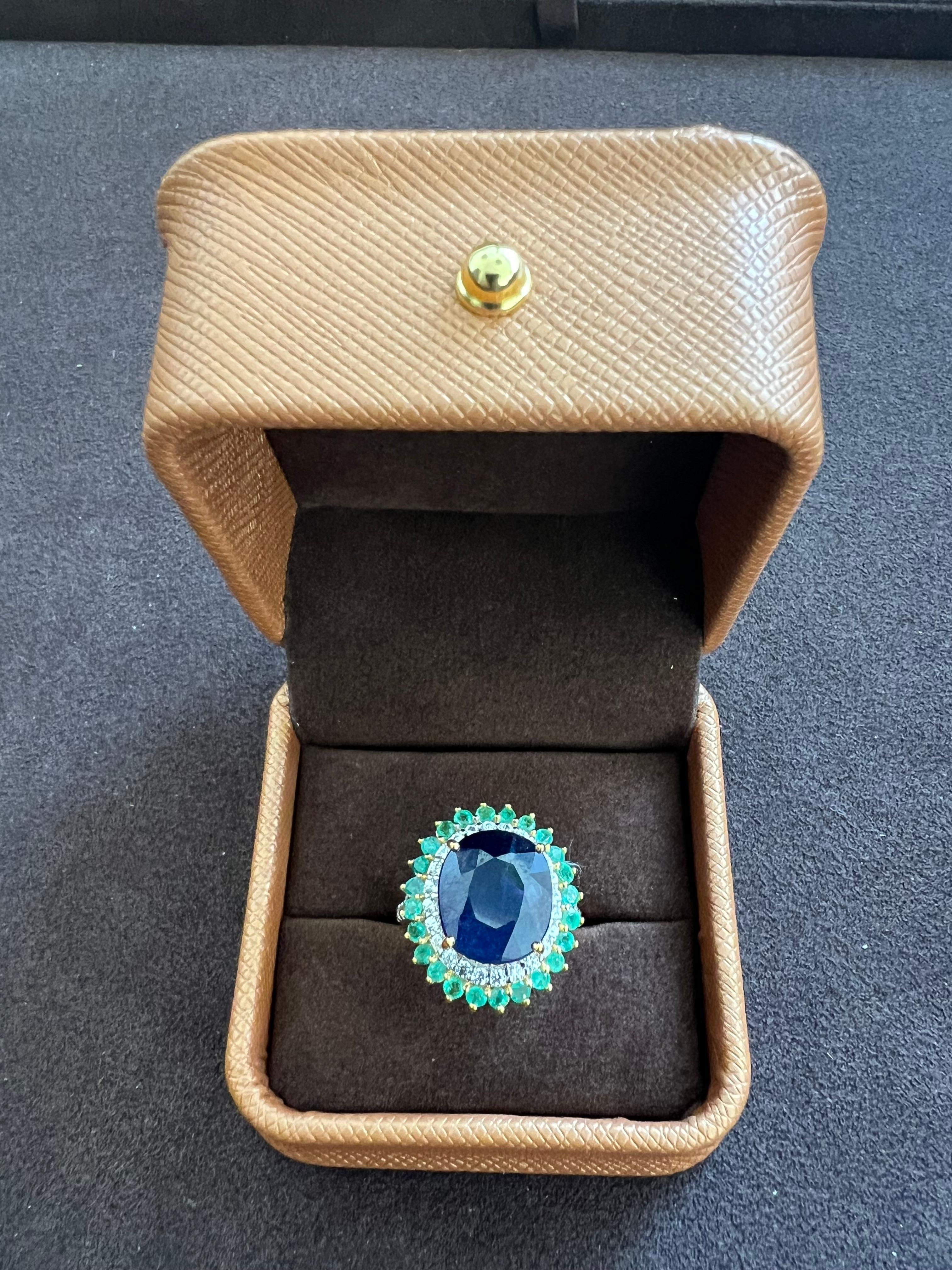 Art Deco Bochic “Orient” Vintage Diamond, Blue Sapphire & Emerald Ring Set In 18K Gold & For Sale