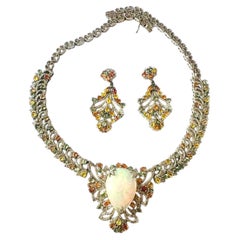 Set di collana e orecchini Bochic “Orient” in stile vintage con diamanti, opali e zaffiri colorati