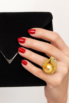 Anello vintage con diamanti, perle, zaffiri e smeraldi di Bochic "Orient" in oro 18K e