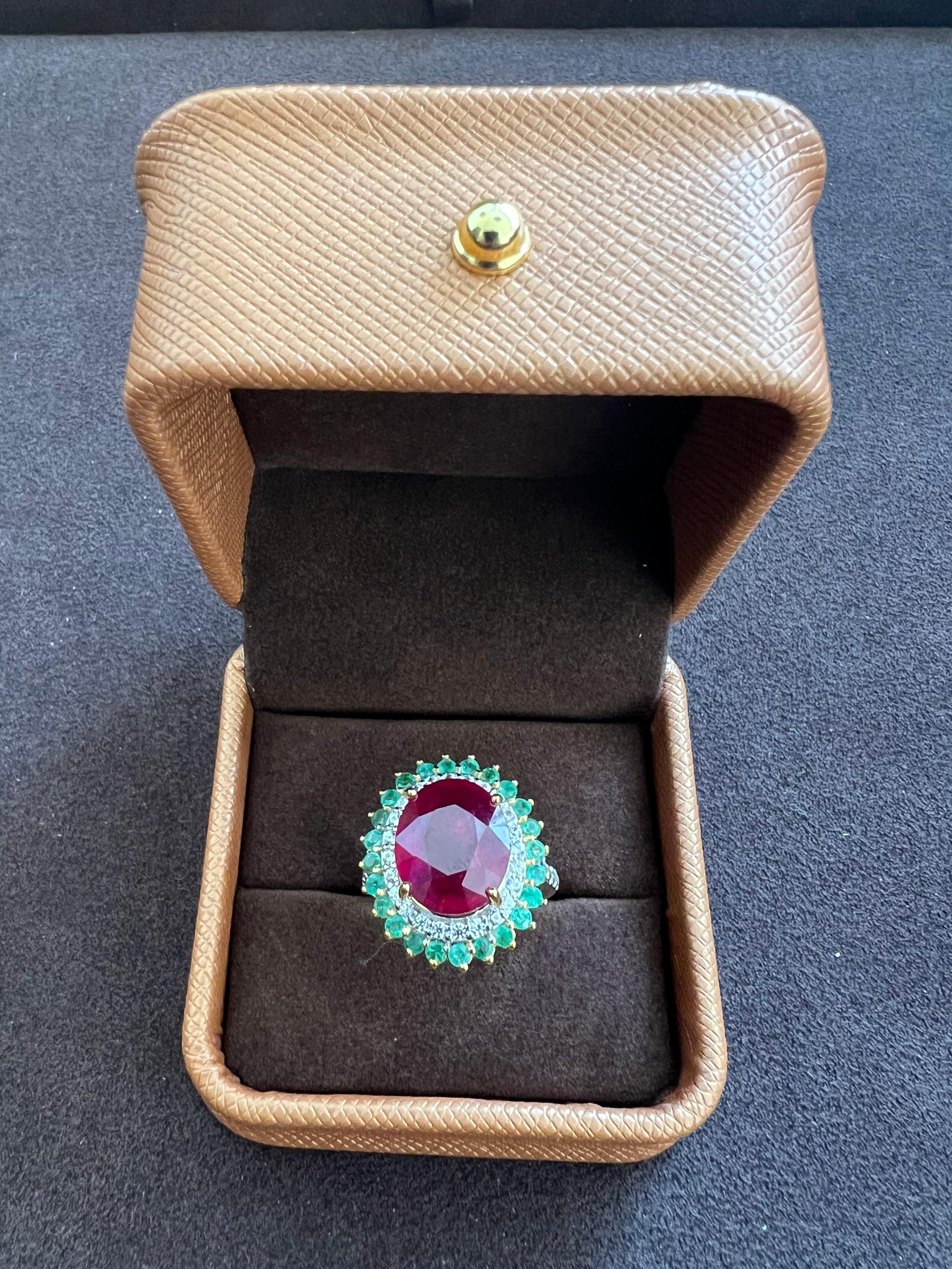 Bochic “Orient” Vintage Diamond, Ruby & Emerald Ring Set In 18K Gold & Silver For Sale 4