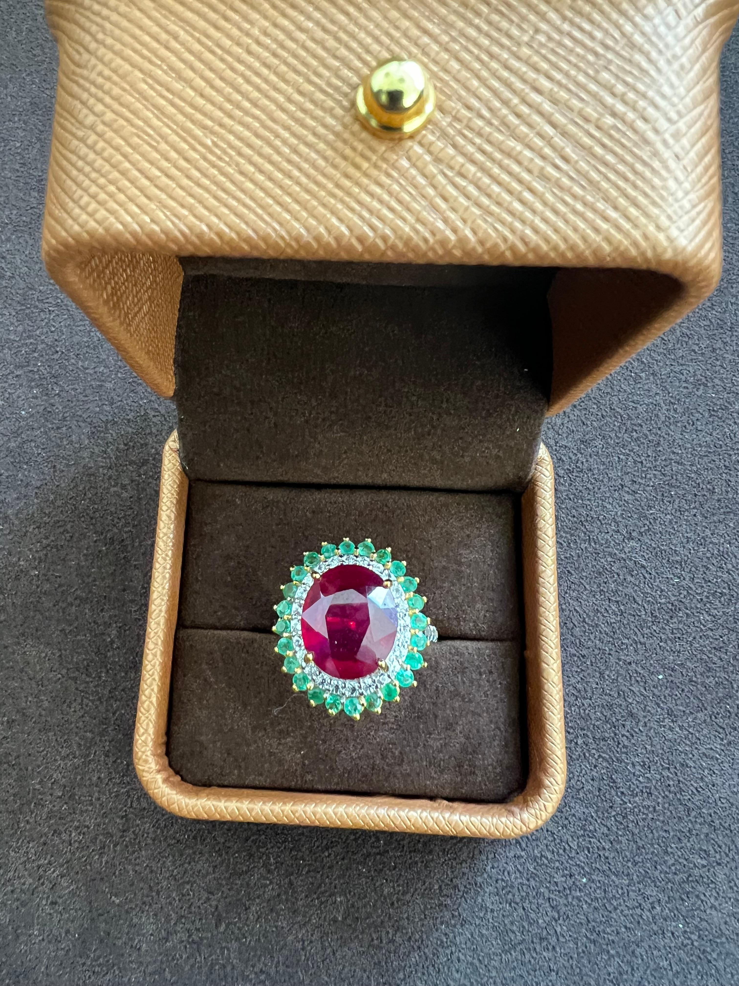 Brilliant Cut Bochic “Orient” Vintage Diamond, Ruby & Emerald Ring Set In 18K Gold & Silver For Sale