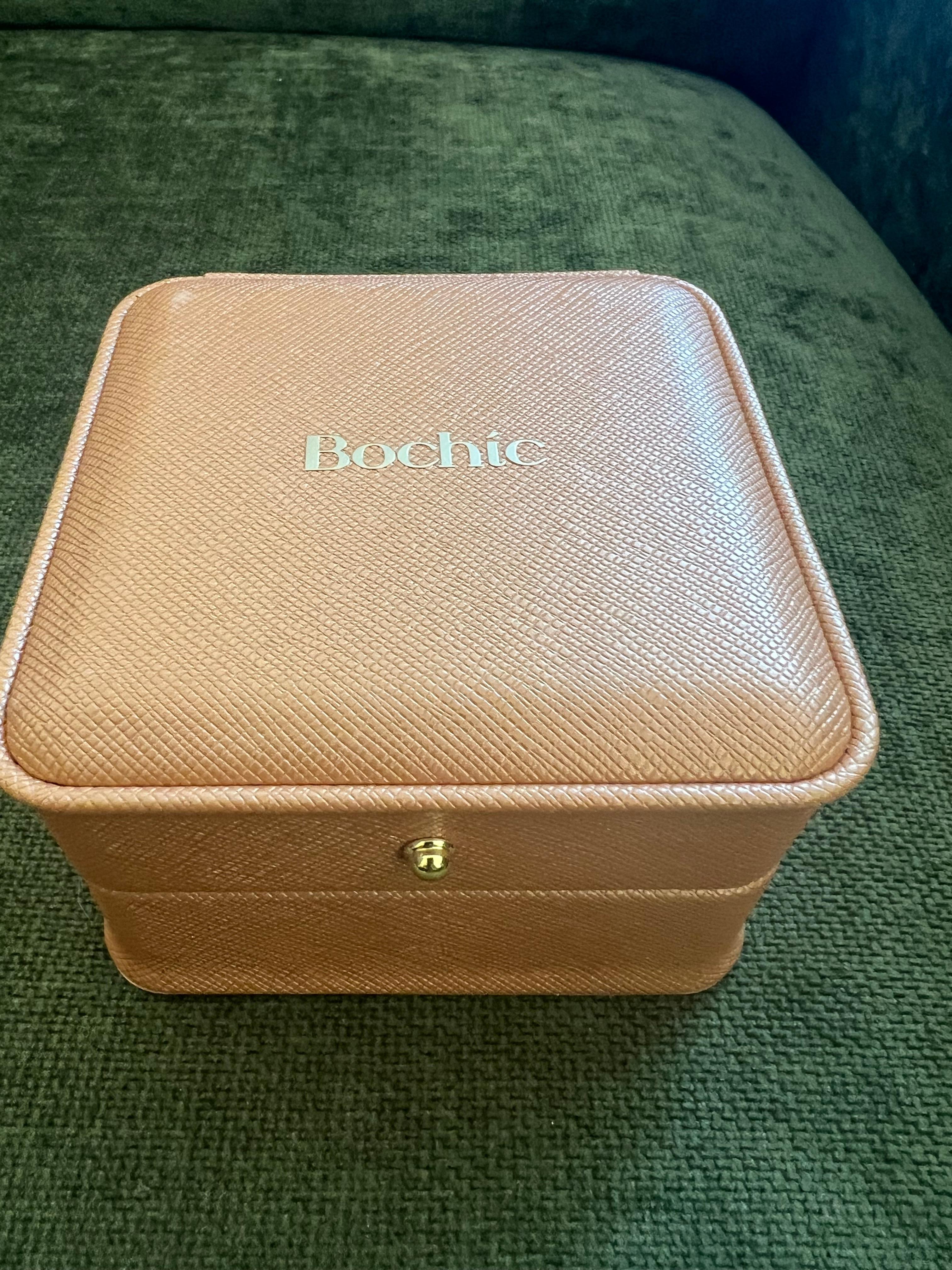 Women's Bochic “Orient” Vintage Jade & Sapphire Dragon Bangle Set In 18K Gold & Silver For Sale