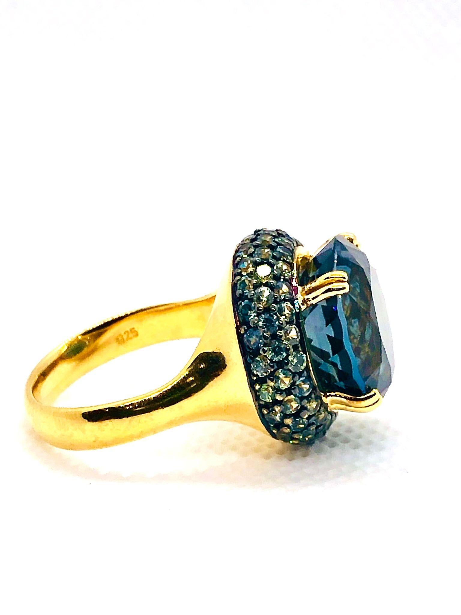Bochic “Orient” Vintage London Blue Topaz & White Sapphire Ring Set 18K & Silver For Sale 4