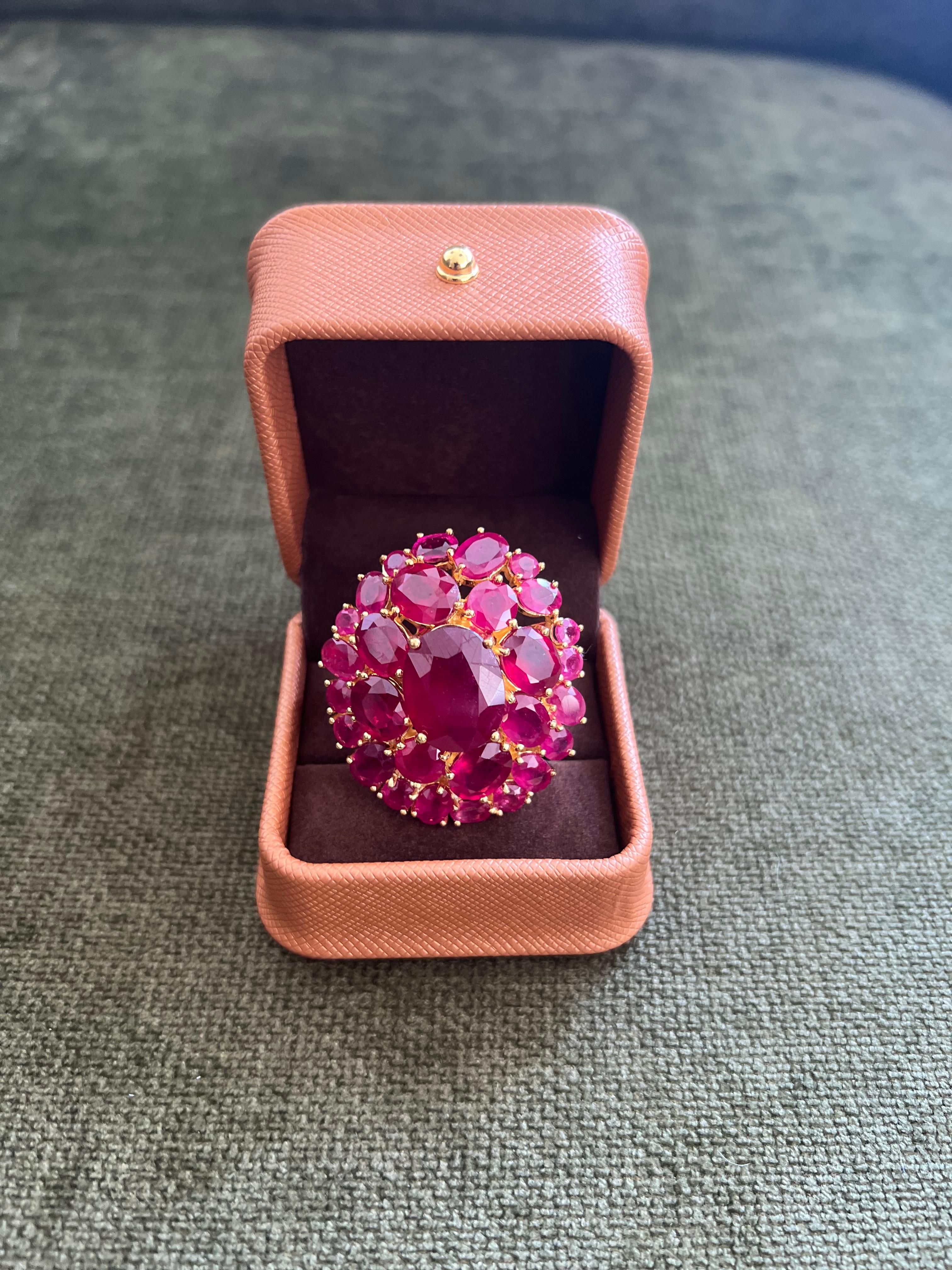 Bochic “Orient” Vintage Natural Ruby Cocktail Ring Set In 18K Gold, Certificate For Sale 7