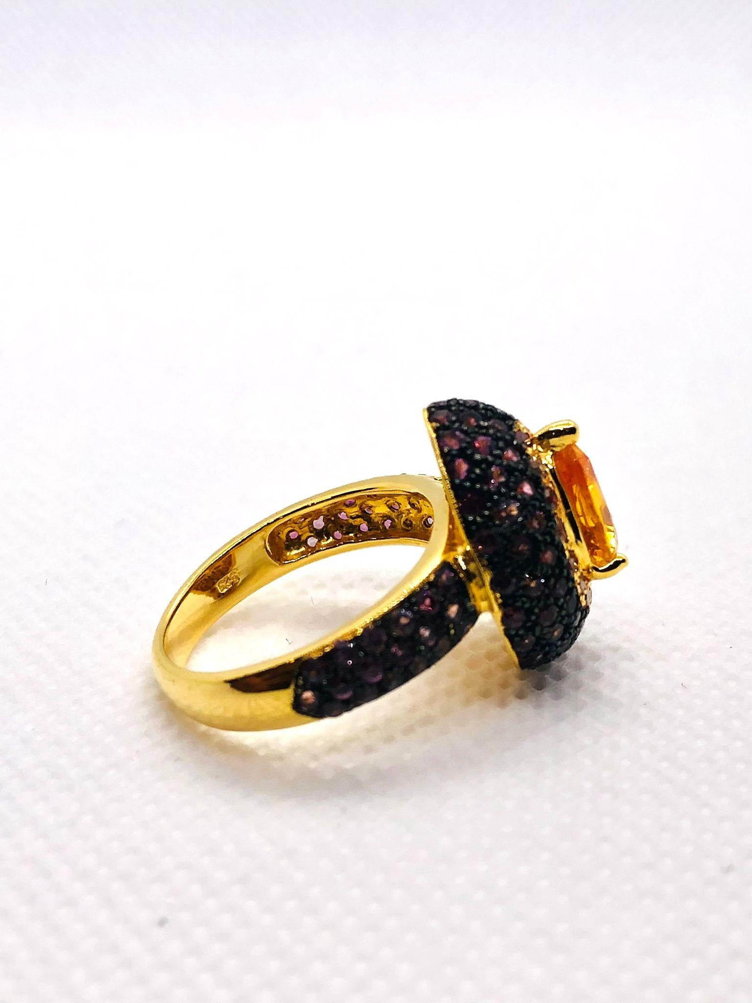 Bochic “Orient” Vintage Fancy Sapphire & Cognac Diamond Ring Set In 18K Gold & S In Excellent Condition For Sale In New York, NY