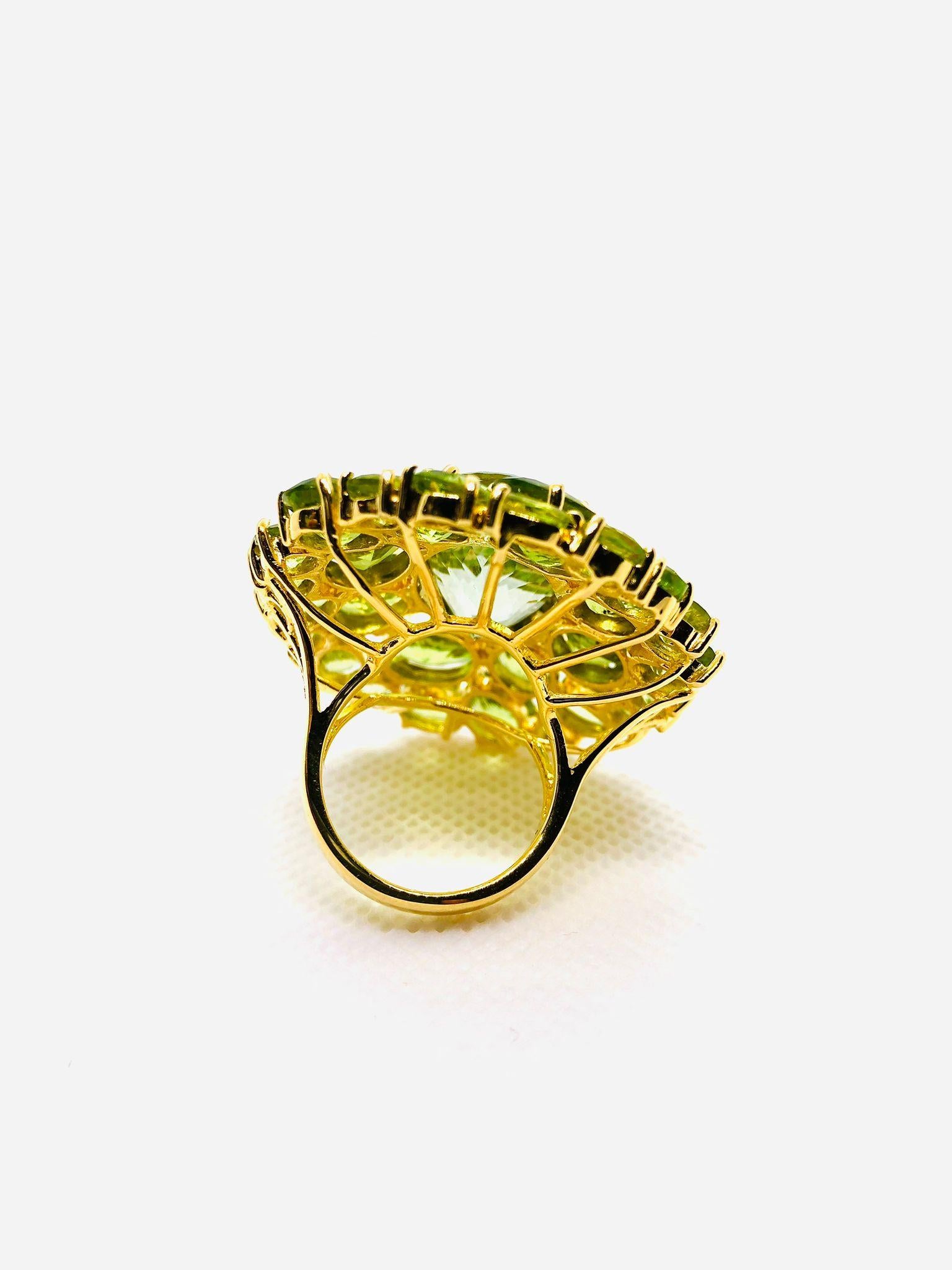 Baroque Bochic “Orient” Vintage Peridot & Green Amethyst Ring Set In 18K Gold & Silver For Sale
