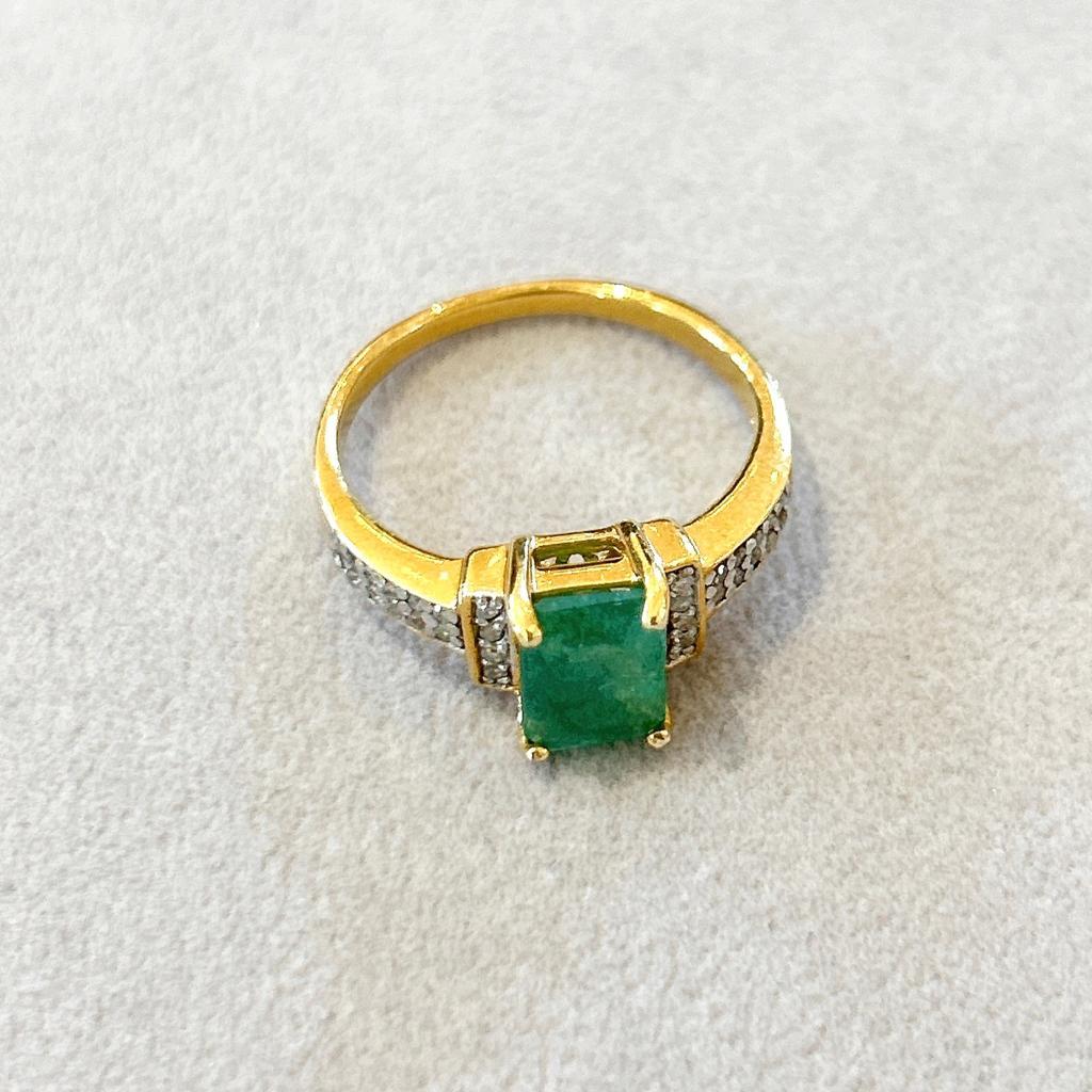 Bochic “Orient” Vintage Retro Emerald & Diamond  Ring Set In 18K Gold & Silver 
Natural Slice Cut Emerald from Zambia - 1.50 Carat
Gray Diamonds - 1.24 Carat 

This Ring is from the 