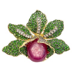 Bochic “Orient” Vintage Ruby 
Multi Gem Brooch Set In 18 K Gold 
Silver