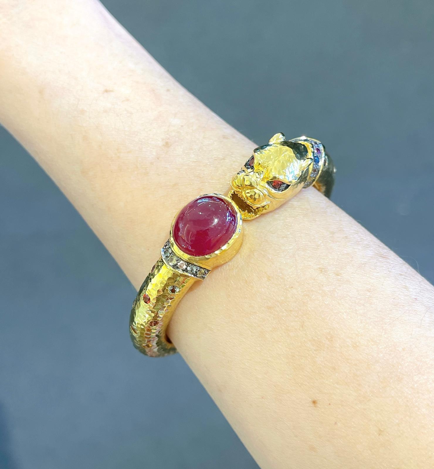 Oval Cut Bochic “Orient” Vintage Ruby & Multi Sapphire Dragon Bangle Set In 18K Gold & For Sale