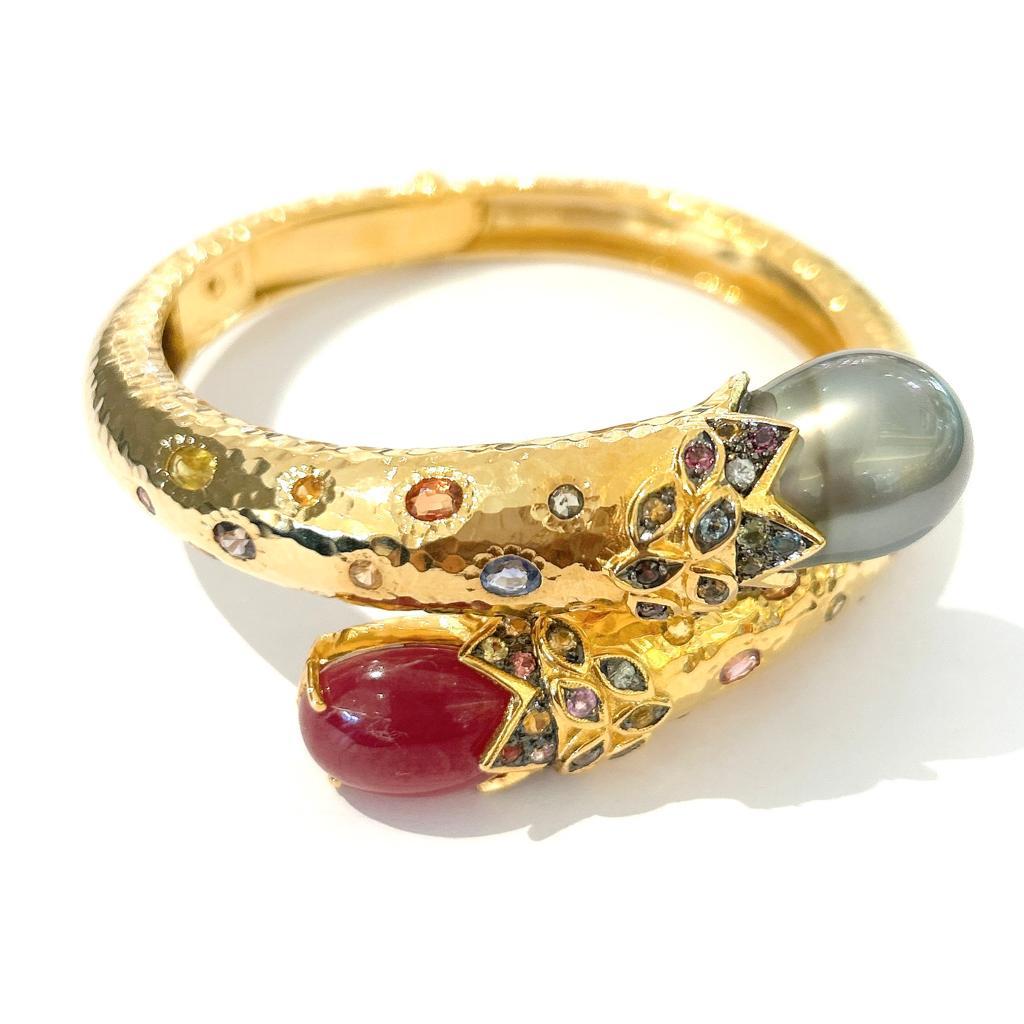 Bochic “Orient” Vintage Ruby, Pearl & Multi Sapphire Dragon Bangle Set In 18K Go For Sale 4