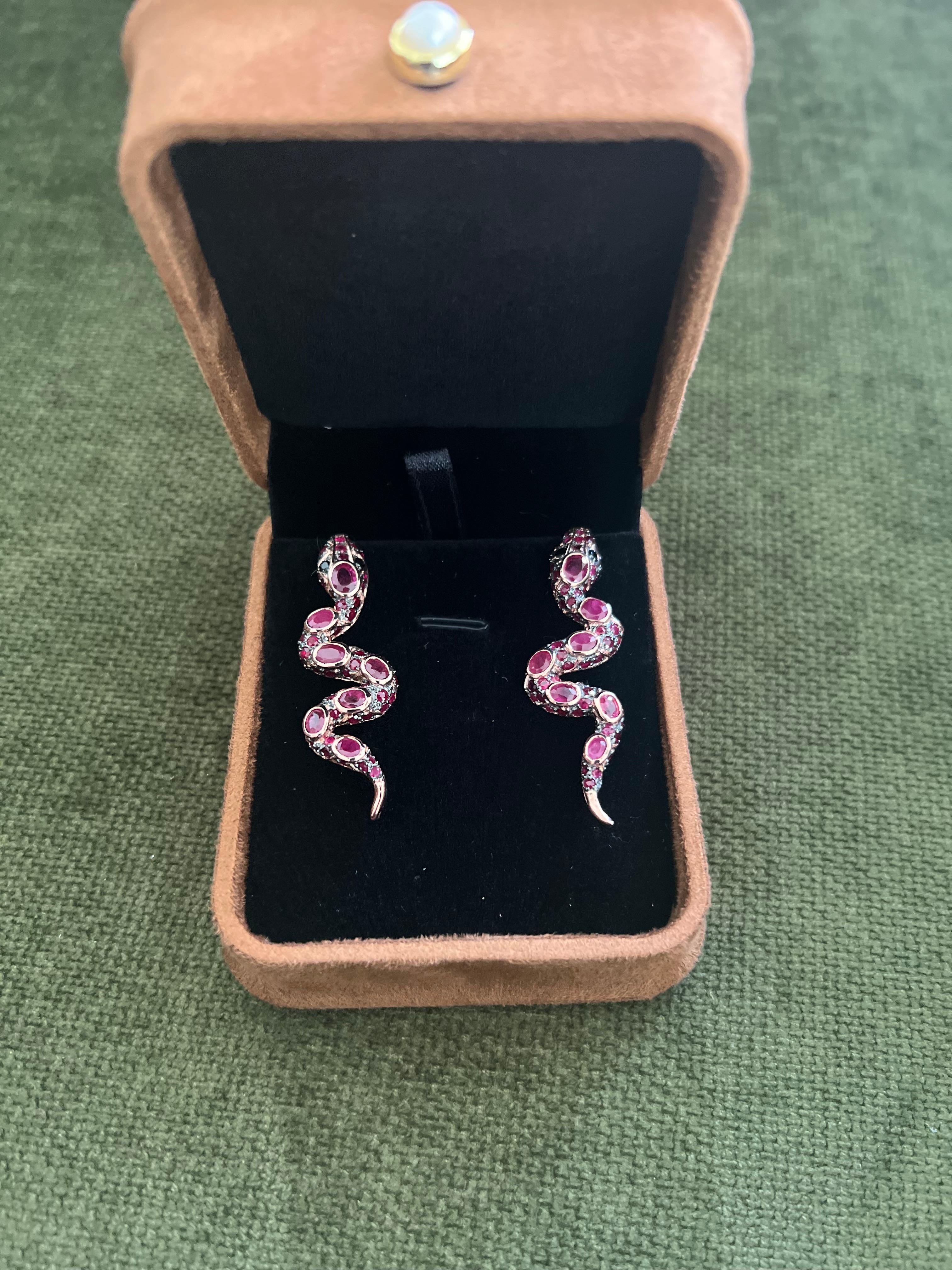 Bochic “Orient” Vintage Ruby & Sapphire Serpent Earrings Set 18K Gold & Silver For Sale 5