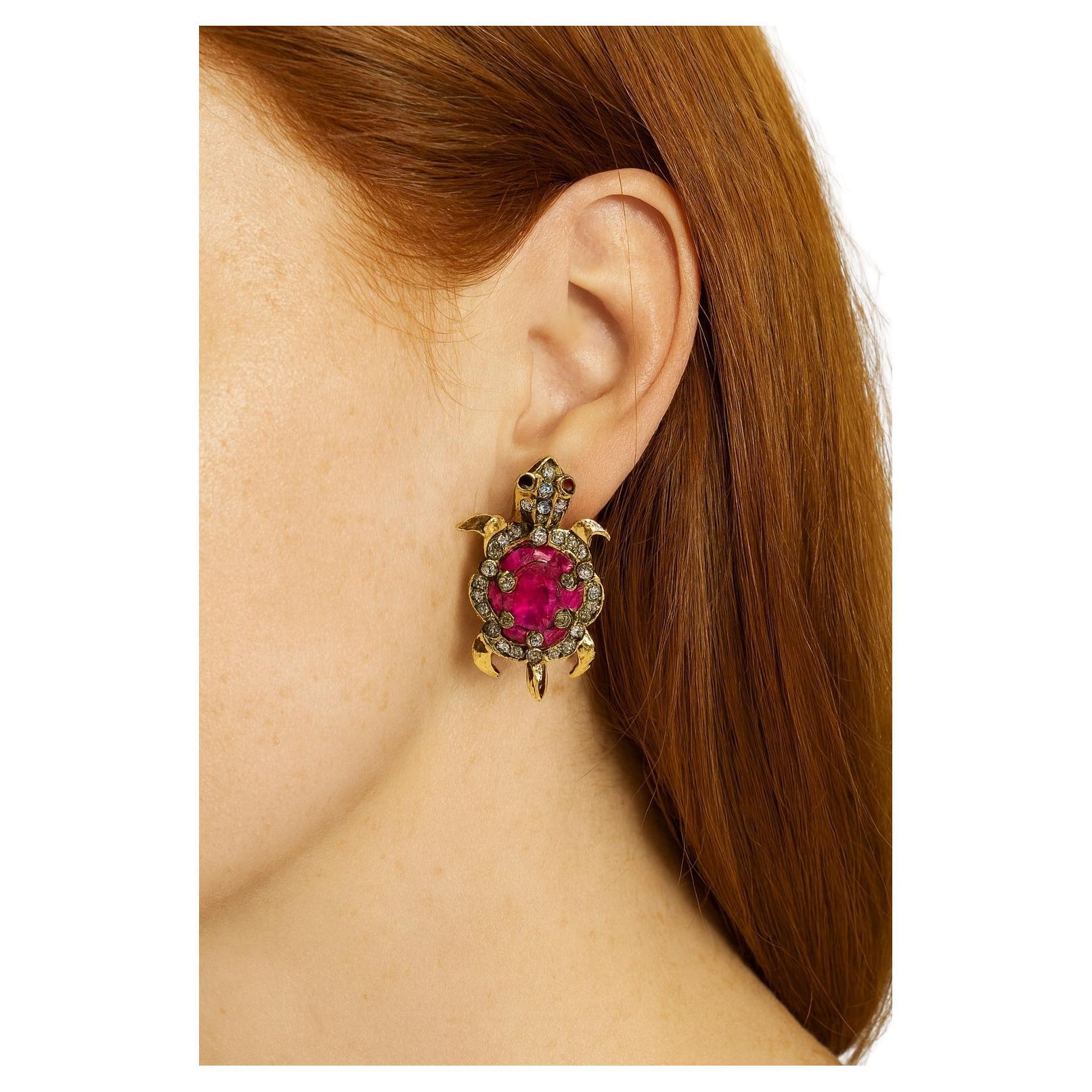 Bochic Clip-on Earrings