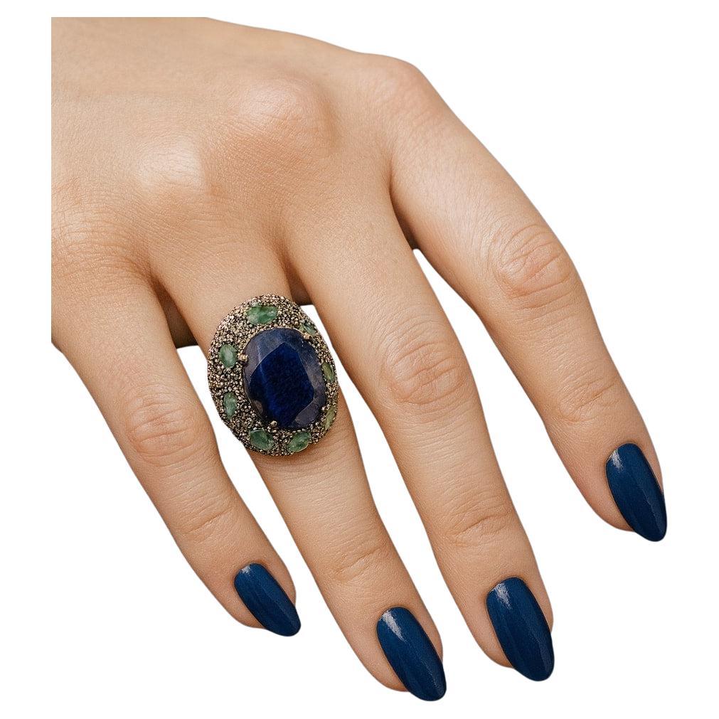 Bochic “Orient” Vintage Sapphire
Emerald Ring Set In 18K Gold
Silver