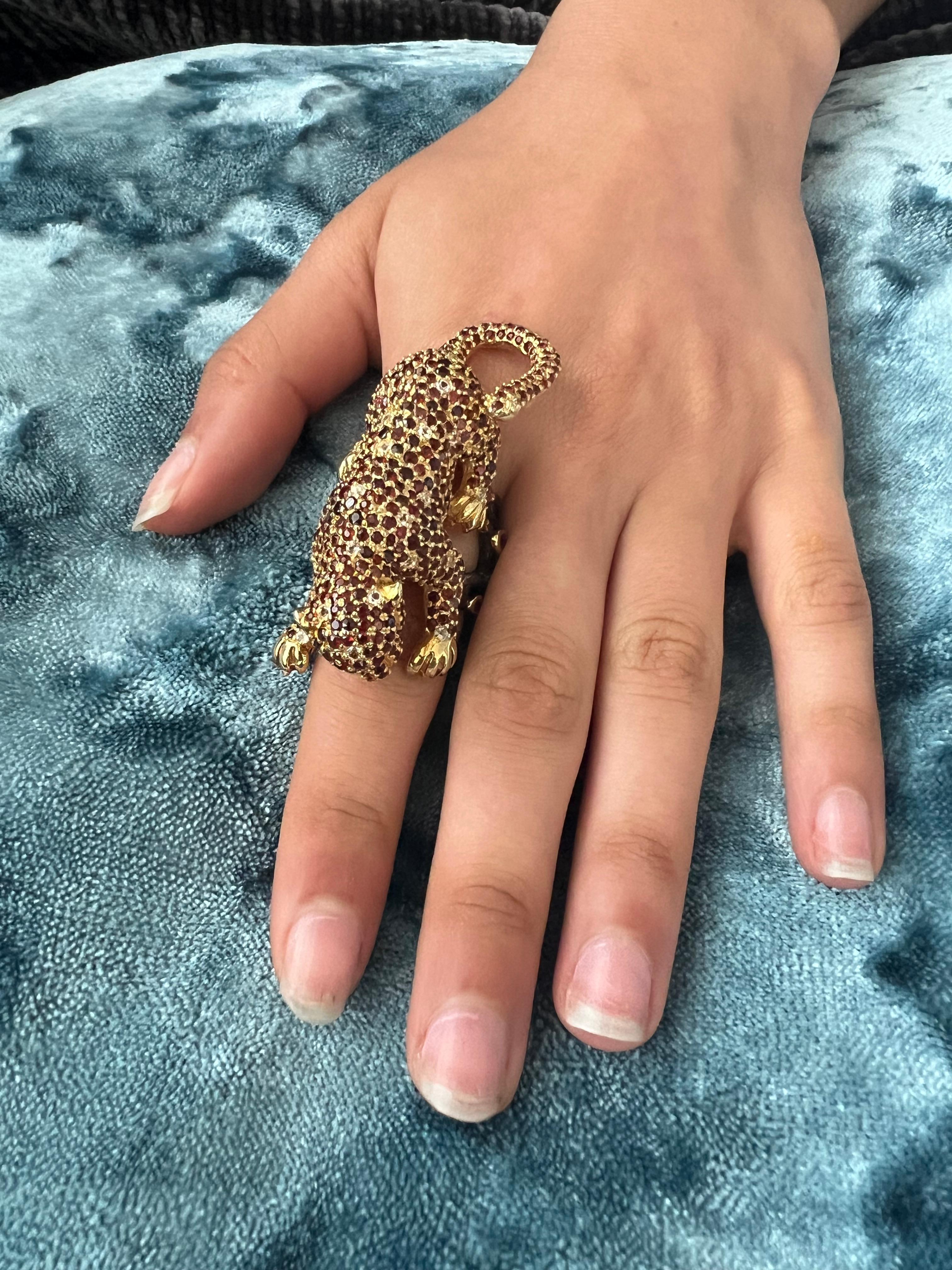 Bochic “Orient” Vintage Sapphire & Ruby Panther Ring Set In 18 K Gold & Silver For Sale 5