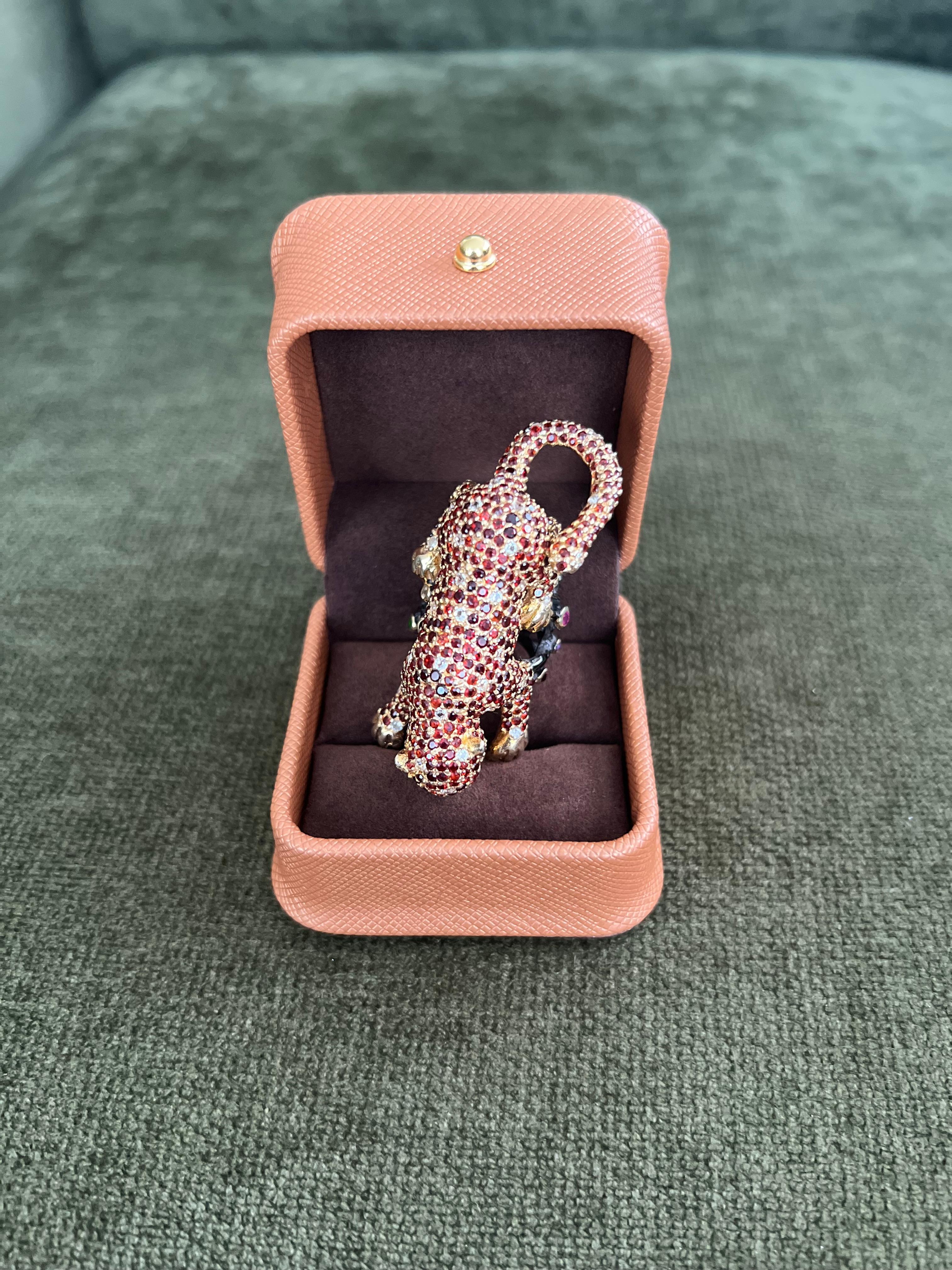 Bochic “Orient” Vintage Sapphire & Ruby Panther Ring Set In 18 K Gold & Silver For Sale 7