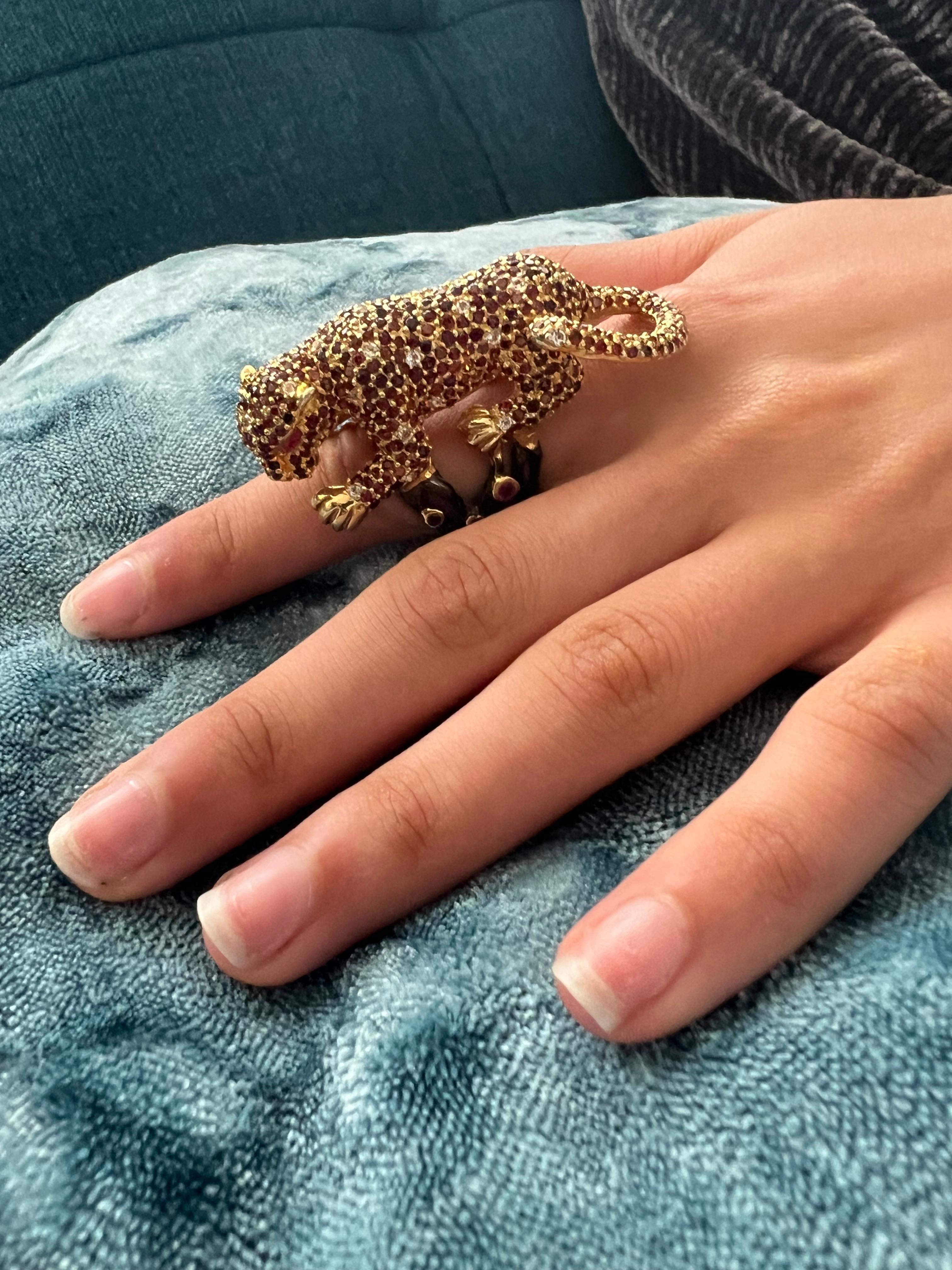 Bochic “Orient” Vintage Sapphire & Ruby Panther Ring Set In 18 K Gold & Silver For Sale 3