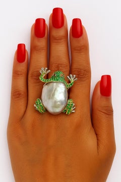 Bochic "Orient" Bague vintage en or 18 carats et argent avec perles de mer blanches et émeraudes