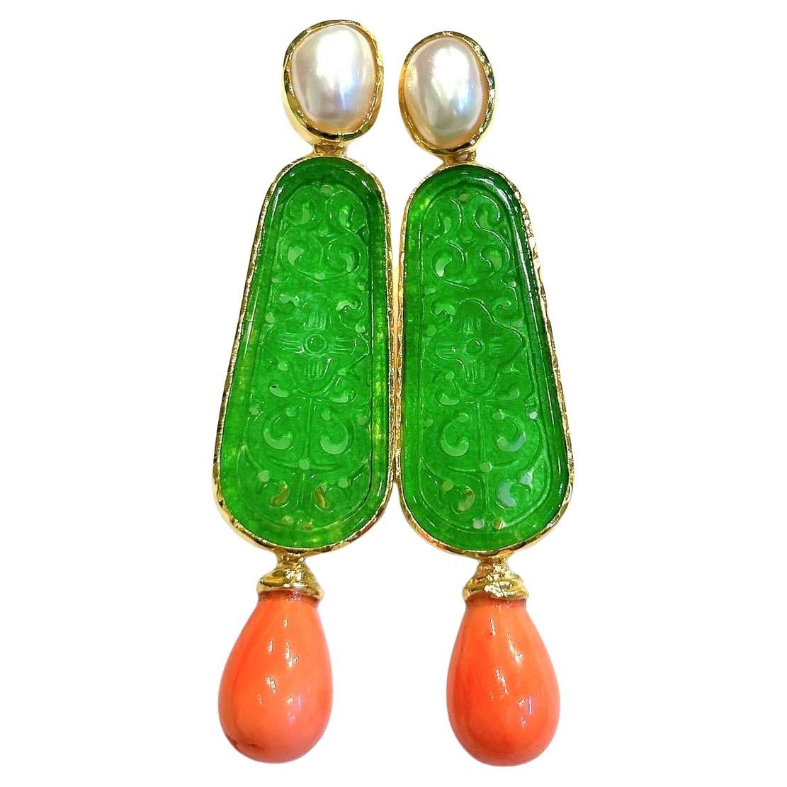 Bochic Orient Ohrringe aus 18 Karat Gold und Silber mit weißen Perlen, Jade und Korallen