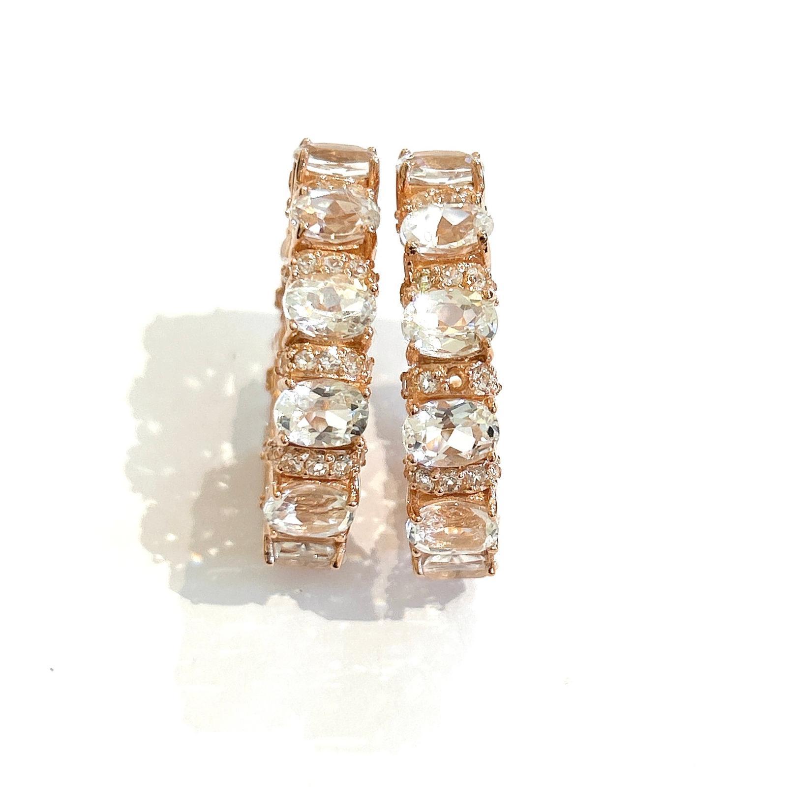 Bochic “Orient” White Topaz Classic Hoop Earrings Set In 18K Gold & Silver For Sale 1