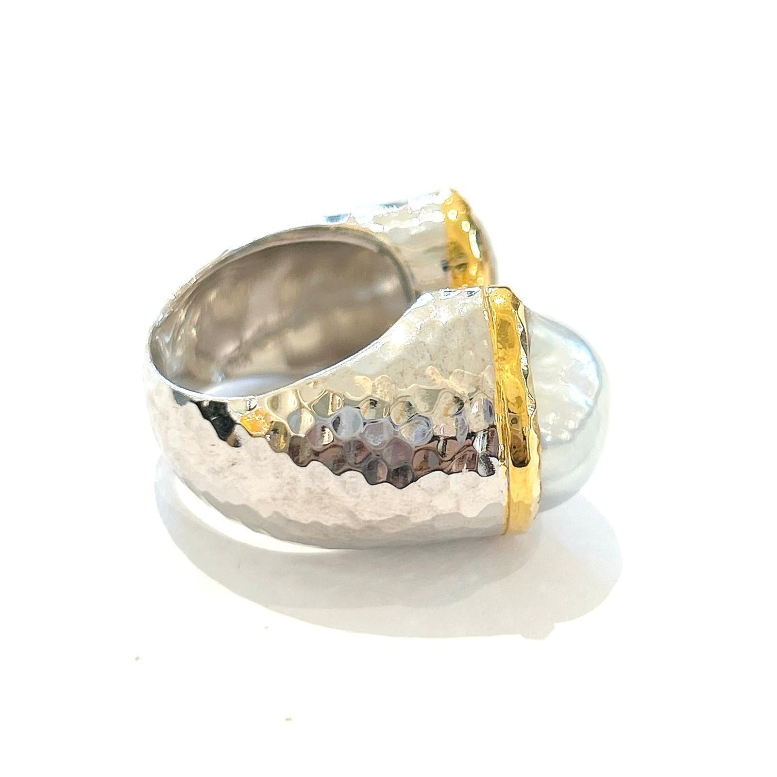 Bochic “Orient” White Topaz & Pearl Ring Set In 18K White Gold & Silver In New Condition For Sale In New York, NY