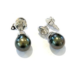 Bochic "Orient" Weißer Topas & Tahiti-Perlen-Ohrringe aus 18K Gold und Silber