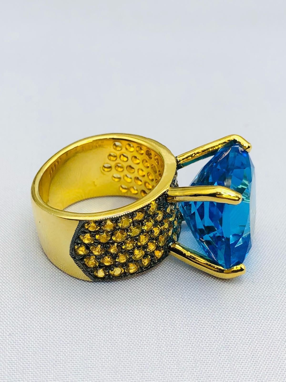 Bochic “Orient” Yellow Sapphire & Blue Topaz Ring Set In 18K Gold & Silver For Sale 5