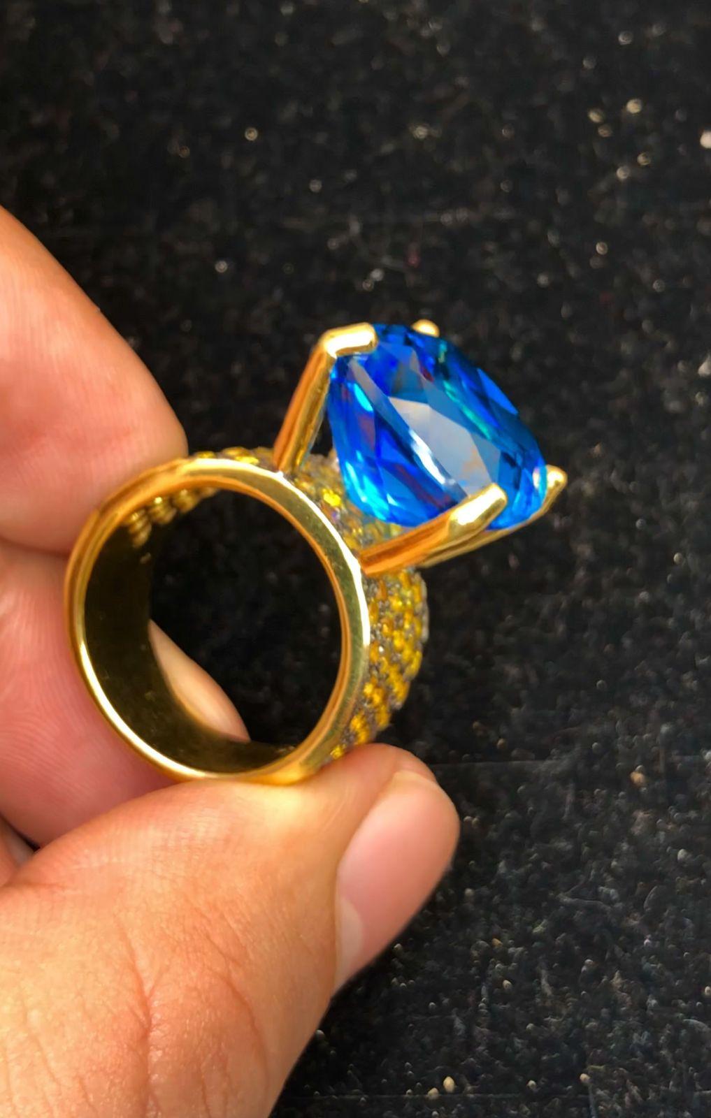 Bochic “Orient” Yellow Sapphire & Blue Topaz Ring Set In 18K Gold & Silver For Sale 6