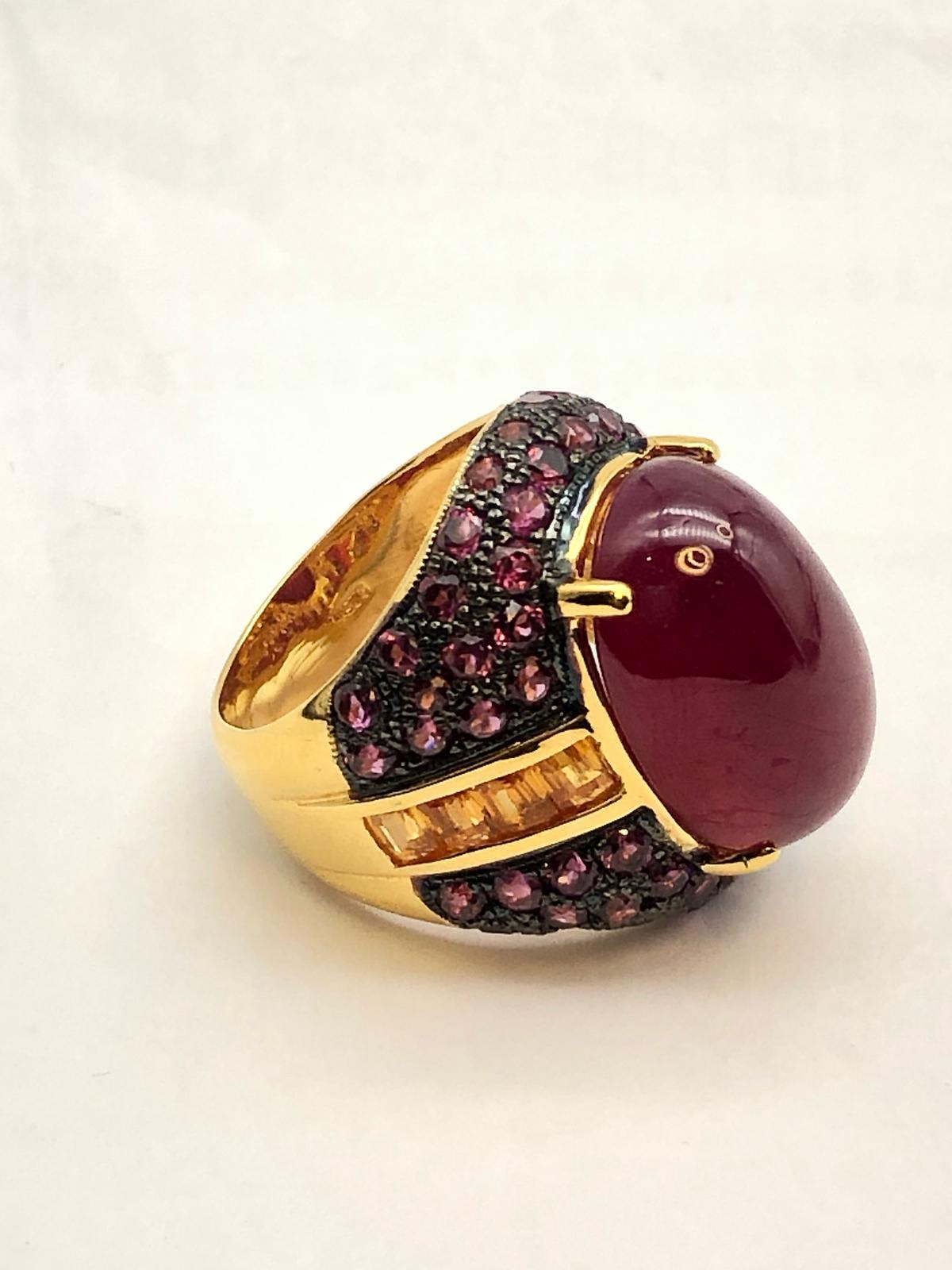 Bochic “Orient” Yellow Sapphire & Ruby Cocktail Ring Set In 18K Gold & Silver For Sale 4