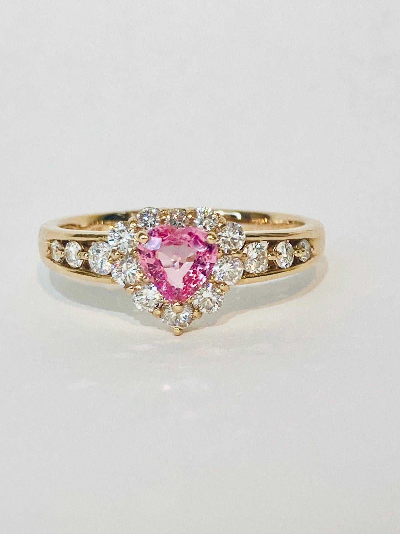 Women's or Men's Bochic “Padparadscha” Pink Sapphire & Diamond Cluster 18K Gold Ring  For Sale