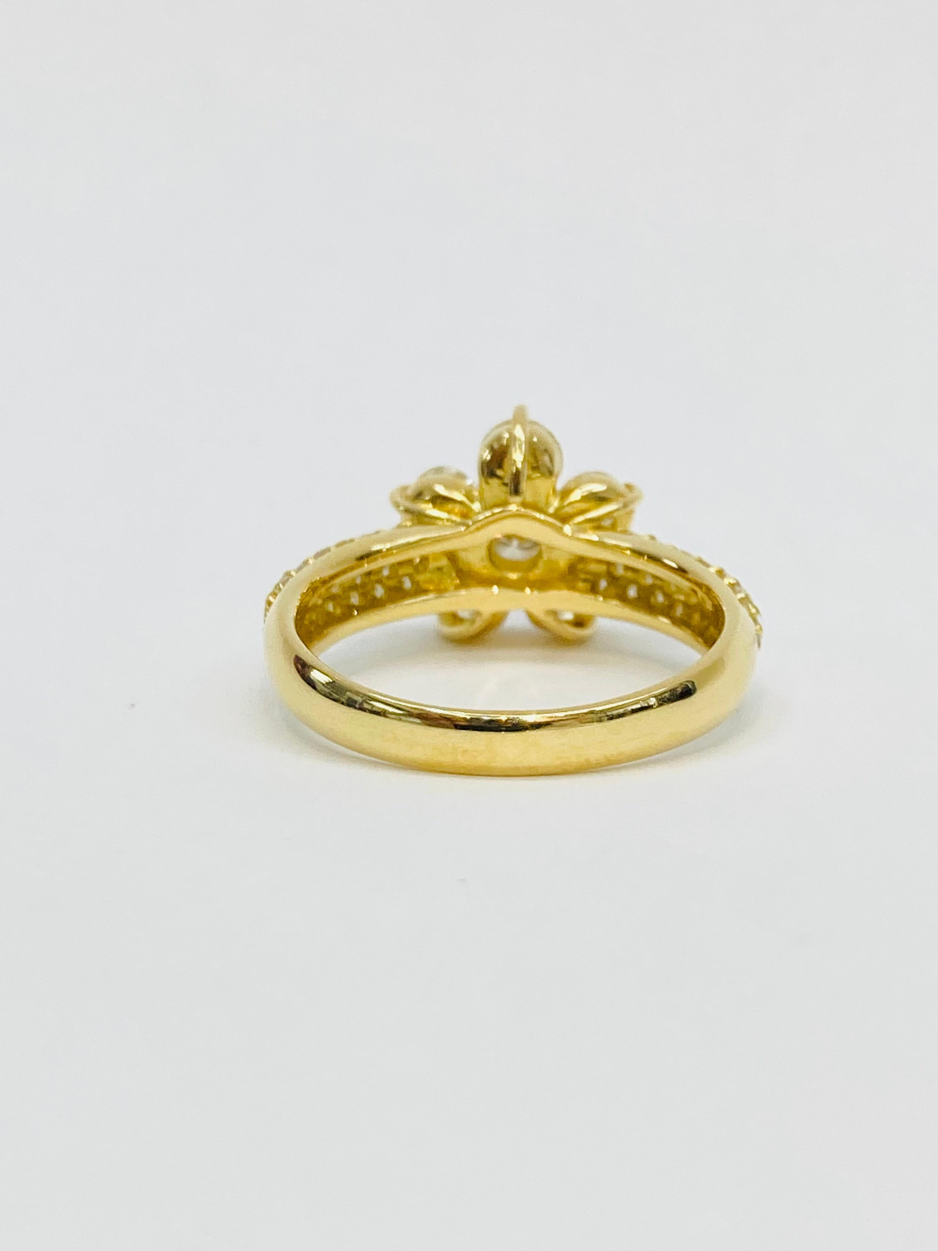 Women's Bochic “Retro Vintage” 18K Gold & Multi Round & Marquee Diamond Cluster Ring For Sale