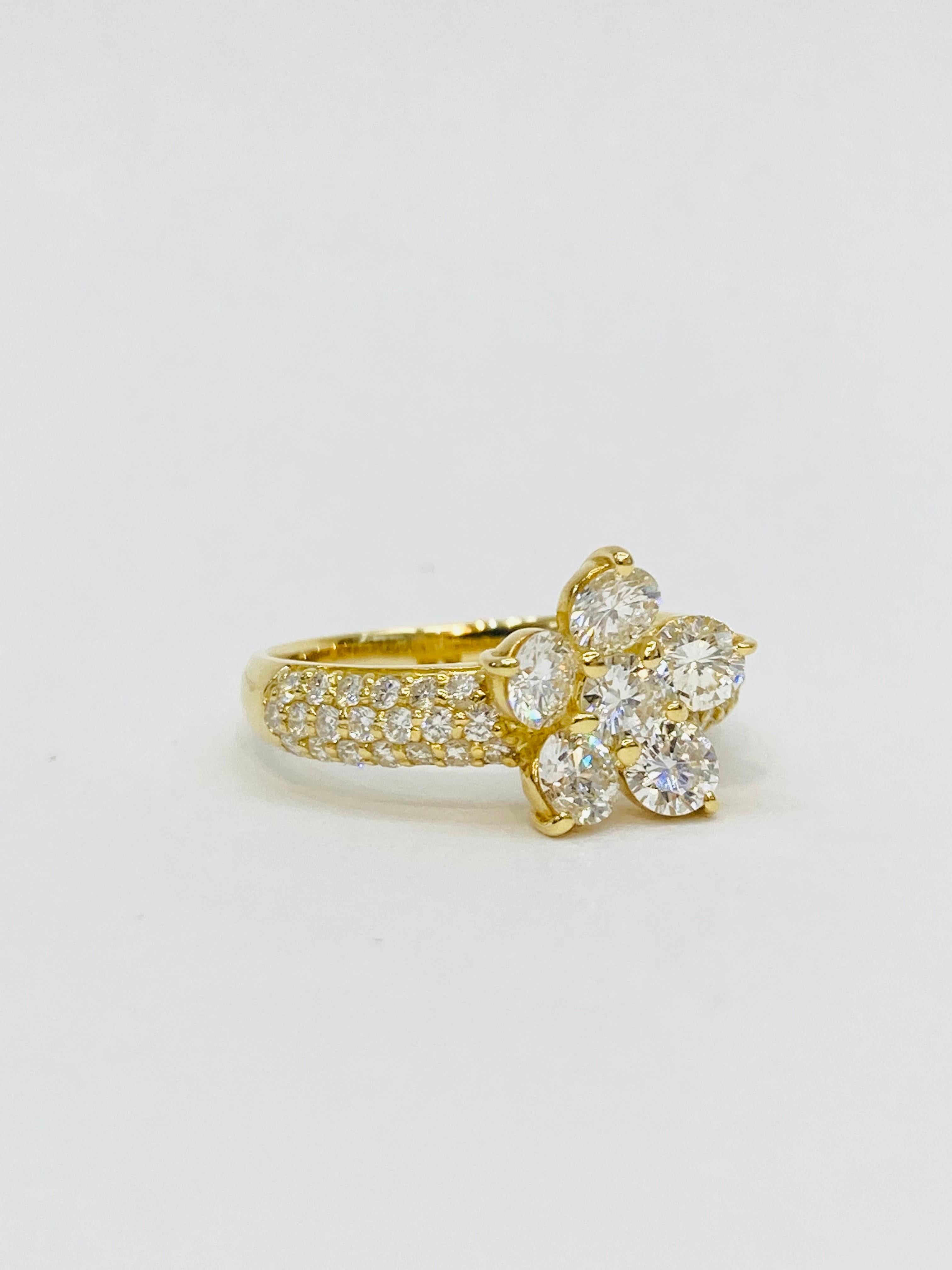Bochic “Retro Vintage” 18K Gold & Multi Round & Marquee Diamond Cluster Ring For Sale 1