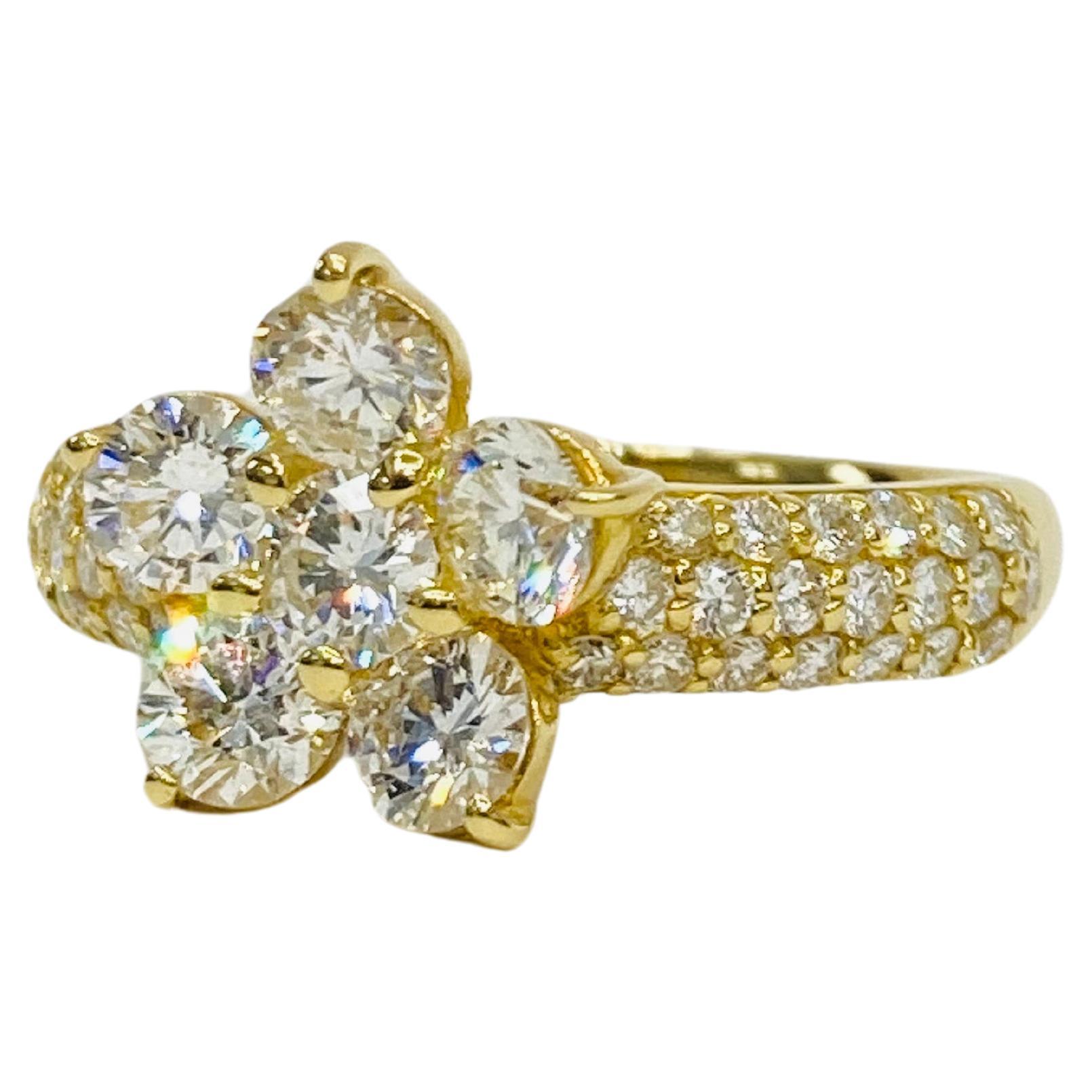 Bochic “Retro Vintage” 18K Gold & Multi Round & Marquee Diamond Cluster Ring For Sale