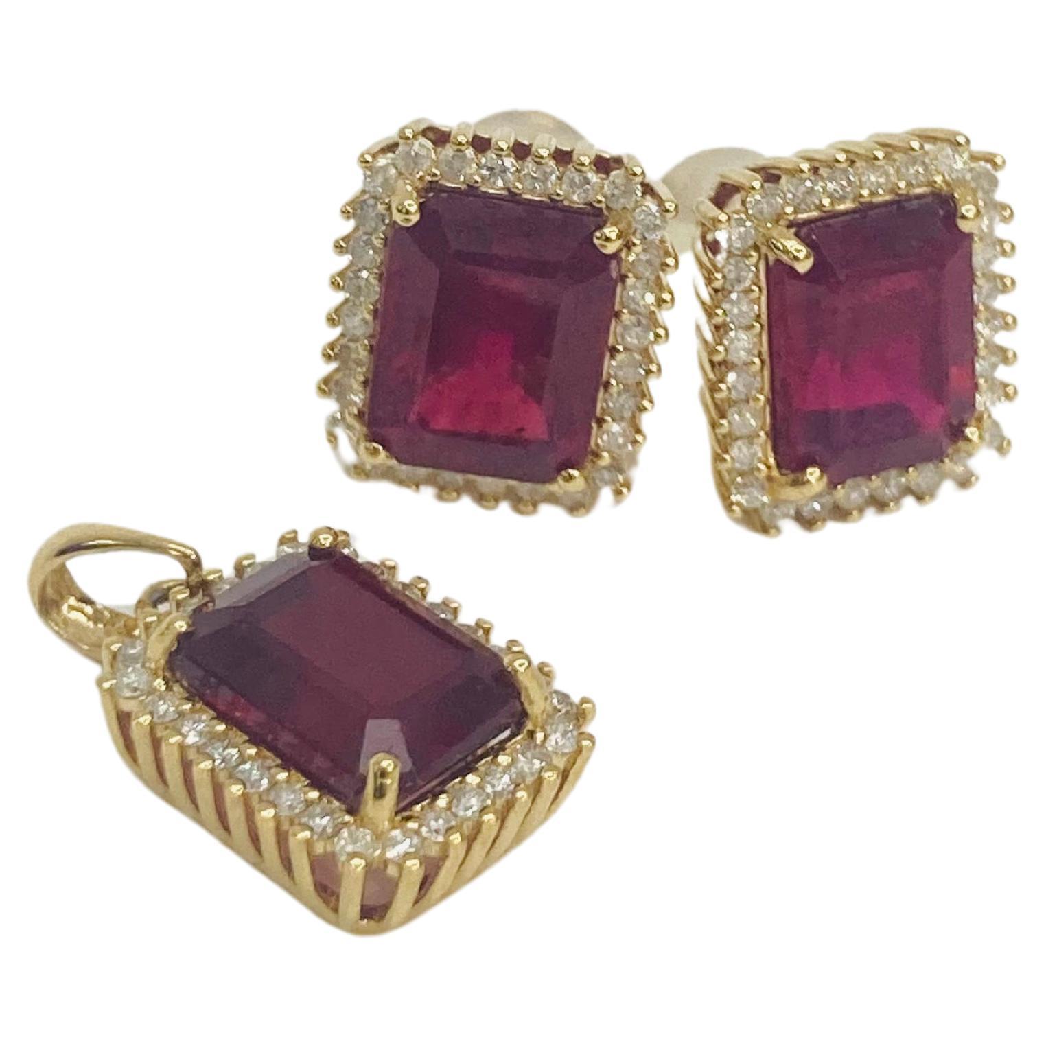 Bochic “Retro Vintage” Diamond & Ruby Retro Set, Earrings & Pendent In 18K Gold  For Sale