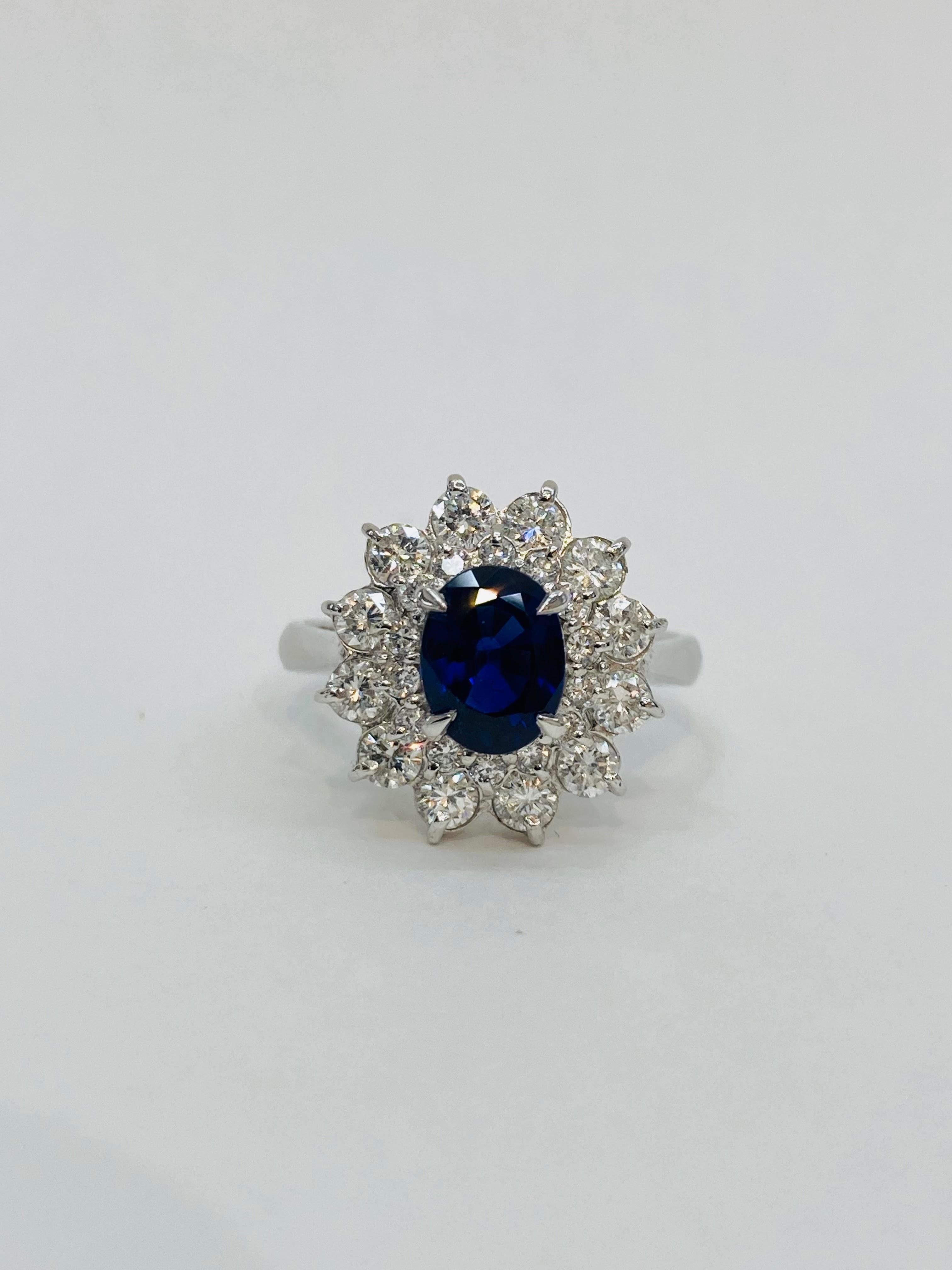 Women's or Men's Bochic “Retro Vintage” Natural Blue Sapphire Platinum Diamond Cluster Ring For Sale