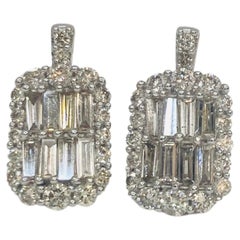 Bochic “Retro Vintage” Round & Baguette Diamond Earrings Set In 18K Gold 