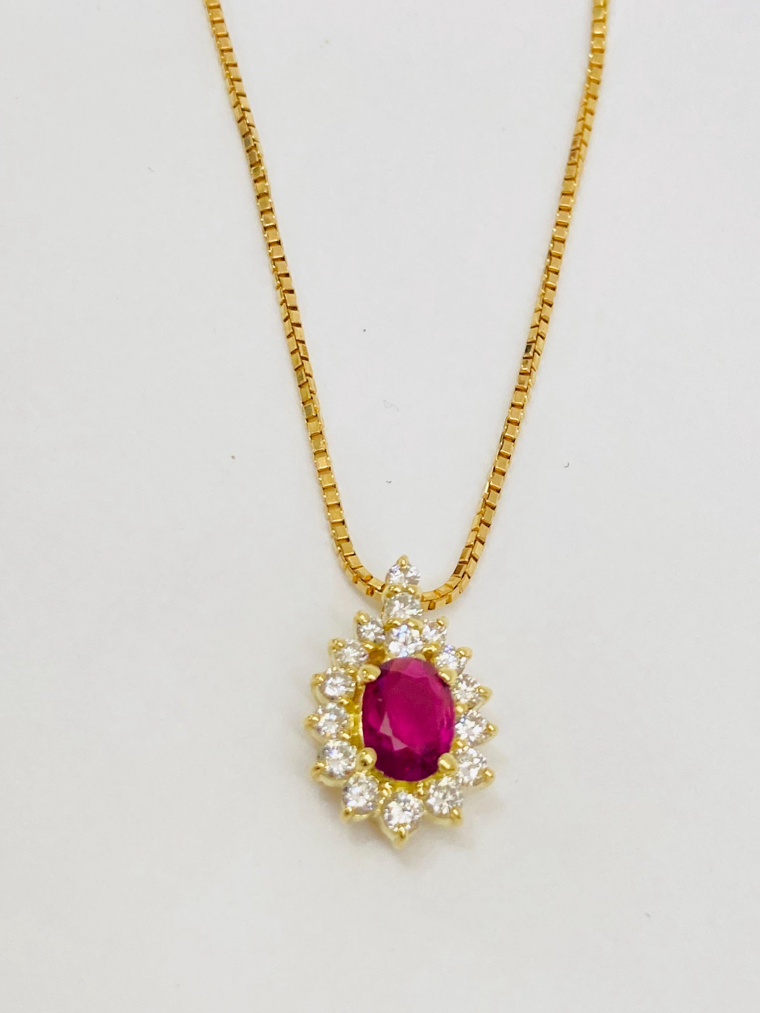 Bochic “Retro Vintage” Ruby & Diamond Cluster Necklace Set In 18K Gold  In New Condition For Sale In New York, NY